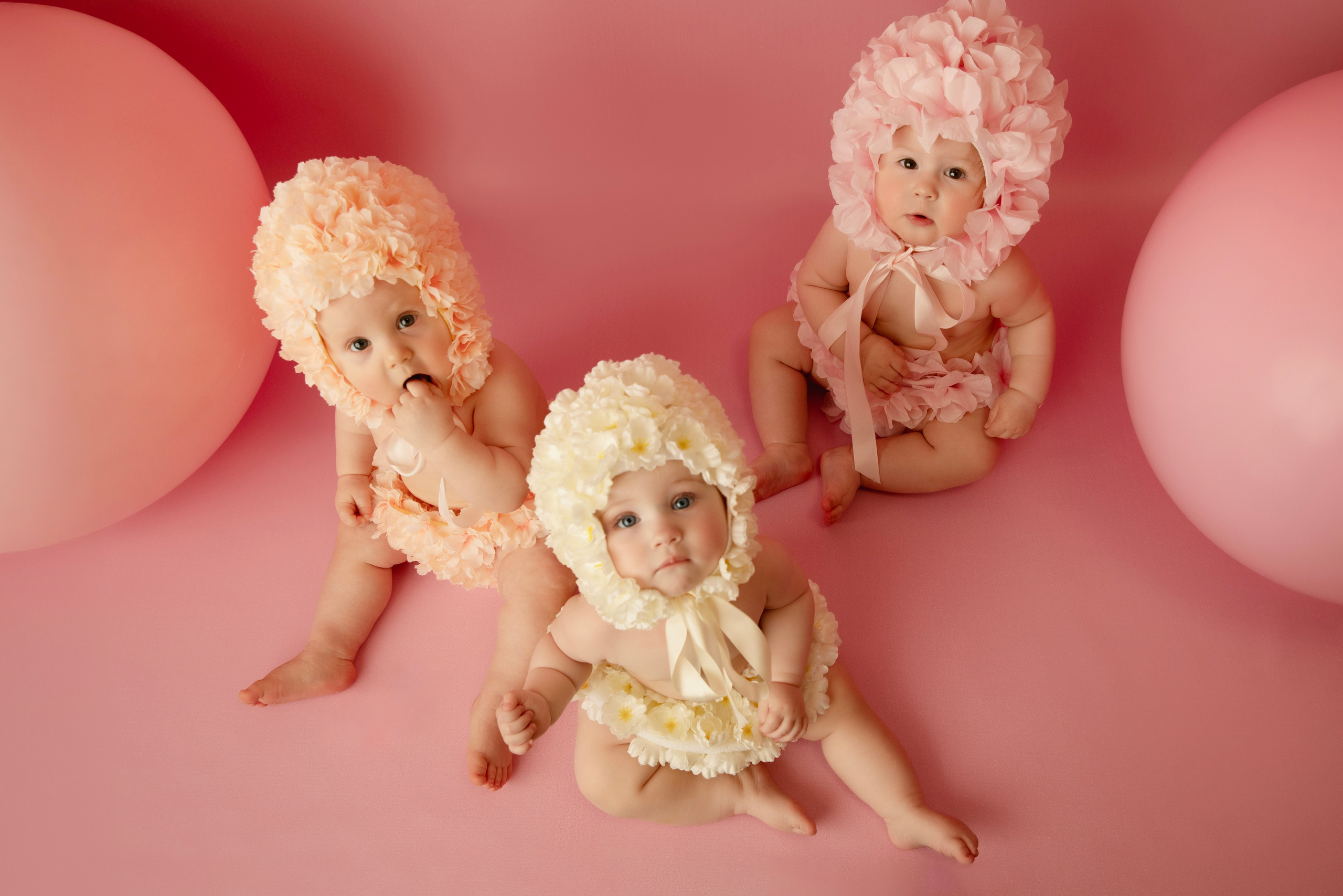 Съемка годовасиков в цветочных костюмах. Фотограф новорожденных, детский фотограф  Москва.Семейная съемка Москва. Семенова Анна