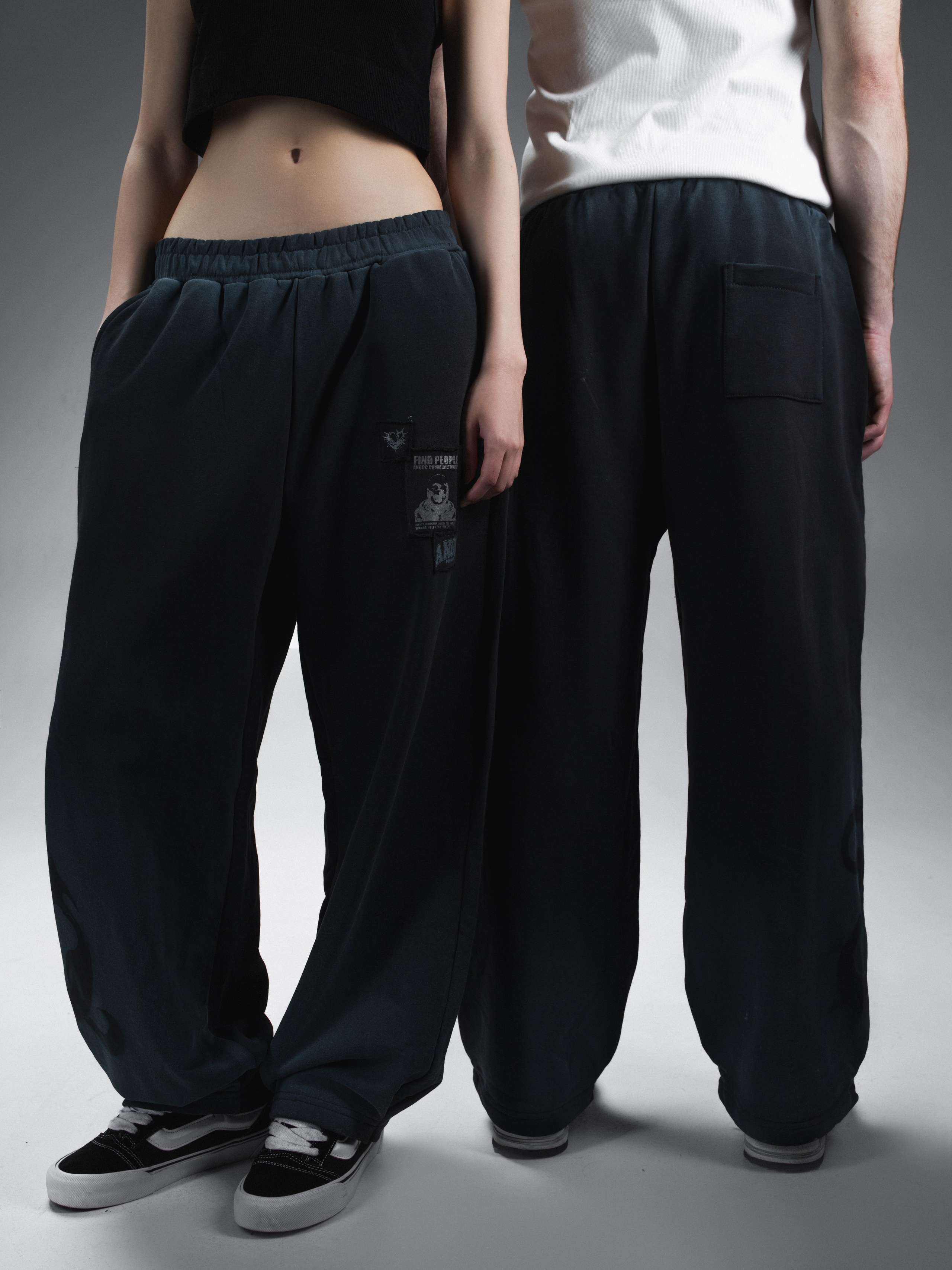 КАТАЛОГ | серый фон. RUNA production — стильные съемки для брендов