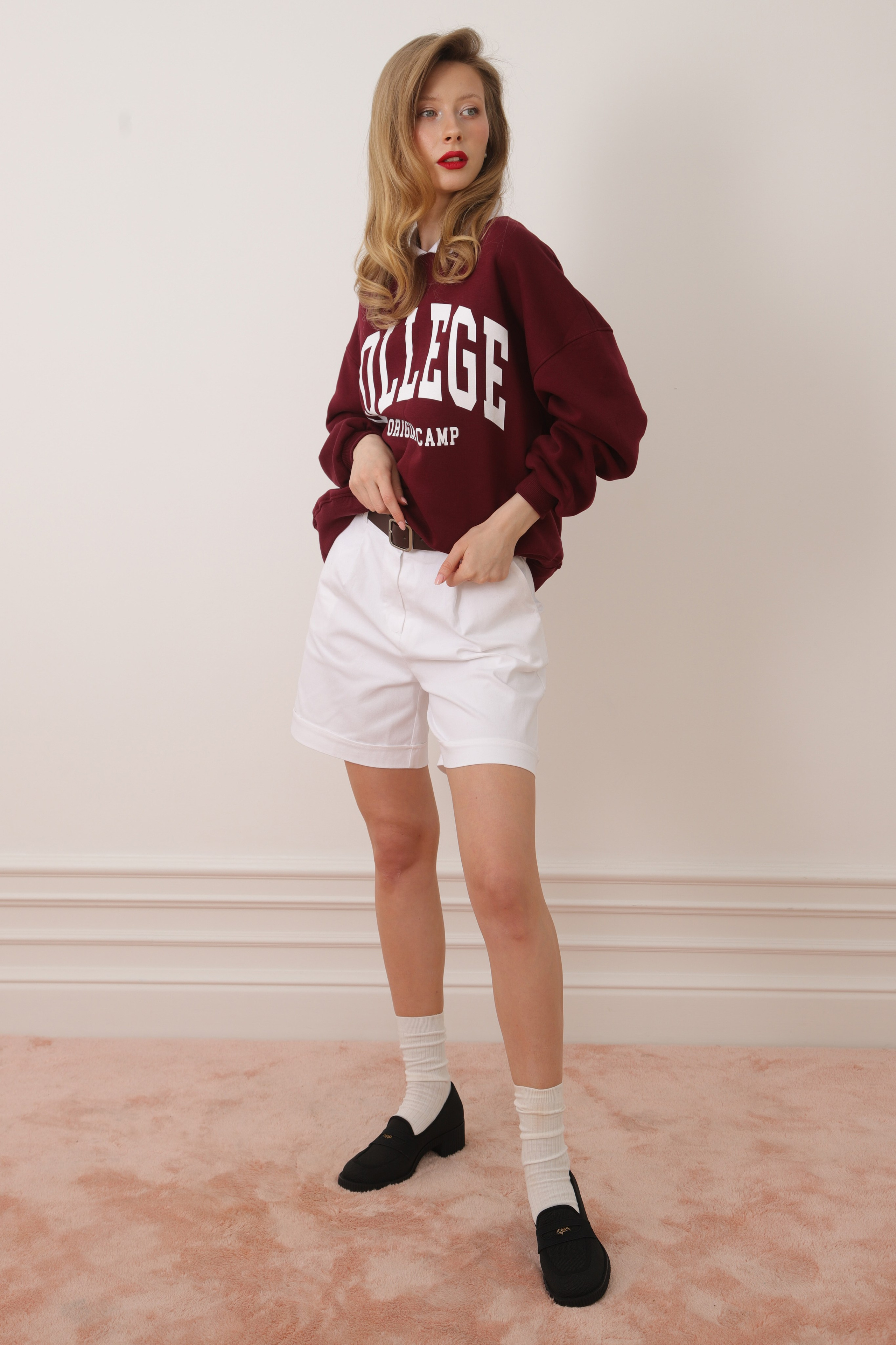 Каталожные фотосессии. Контент фотограф в Москве