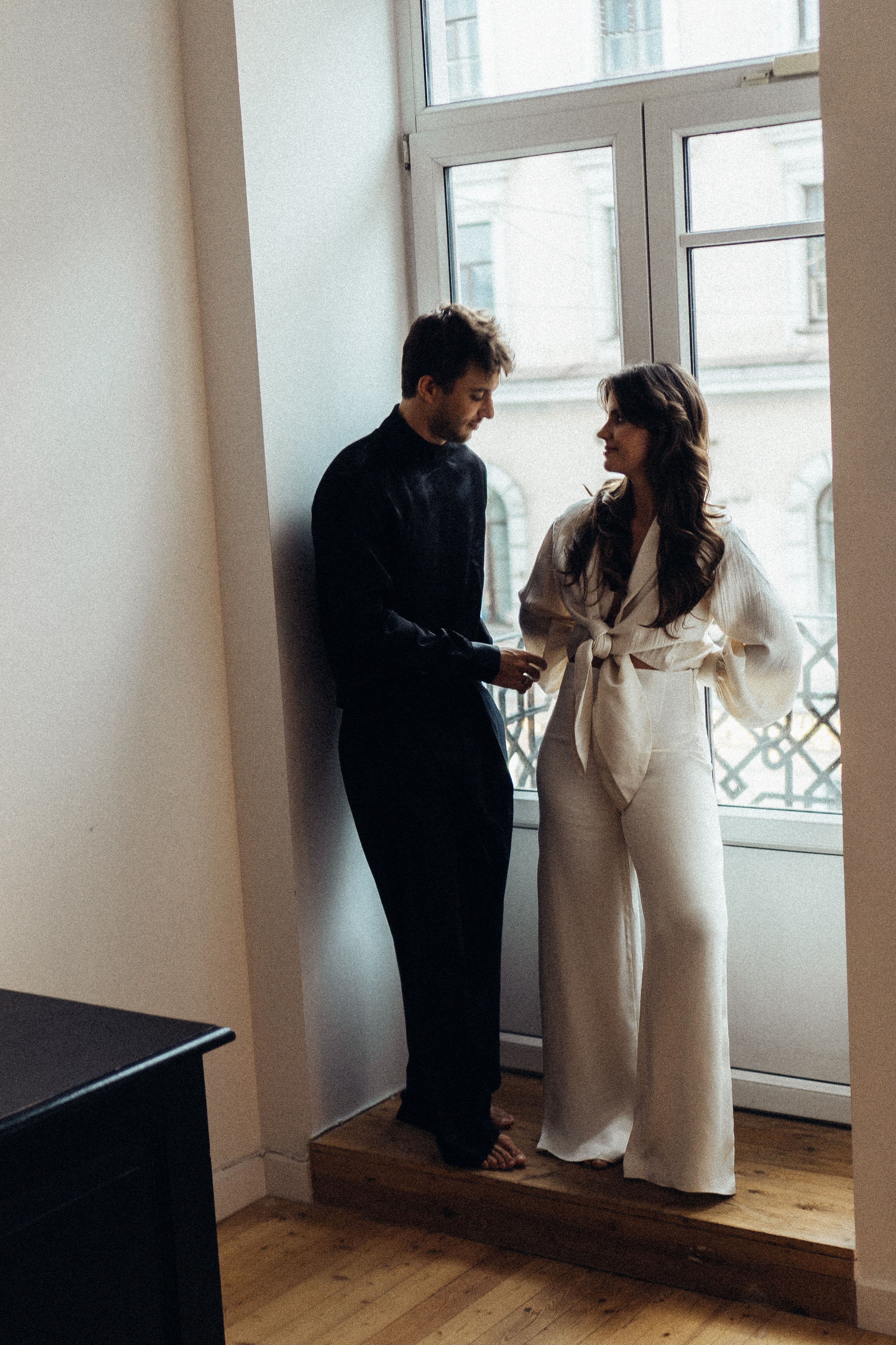 УТРО ЖЕНИХА И НЕВЕСТЫ В ПИТЕРСКОЙ КВАРТИРЕ И СЬЕМКА С СВАДЕБНЫХ ОБРАЗАХ. Профессиональный фотограф, Санкт-Петербург — Виктория Богомолова