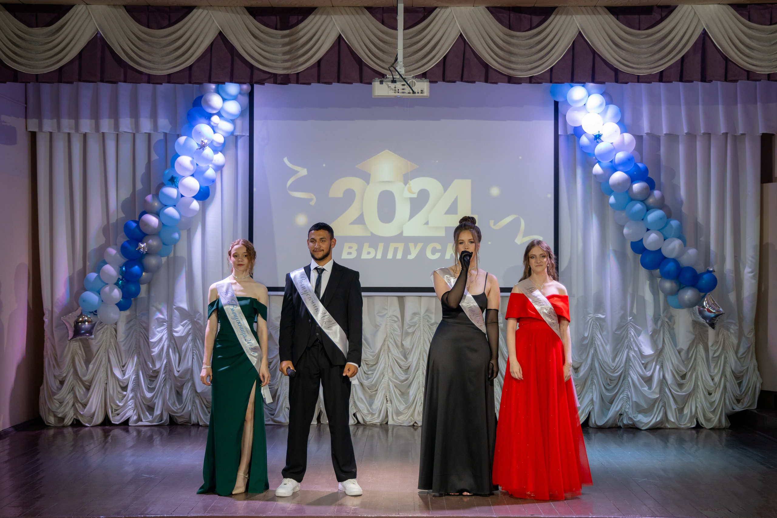 Школьный выпускной 2024 год в Соколе (Минск). Свадебный фотограф в Минске/Беларуси Сергей Спиридонов