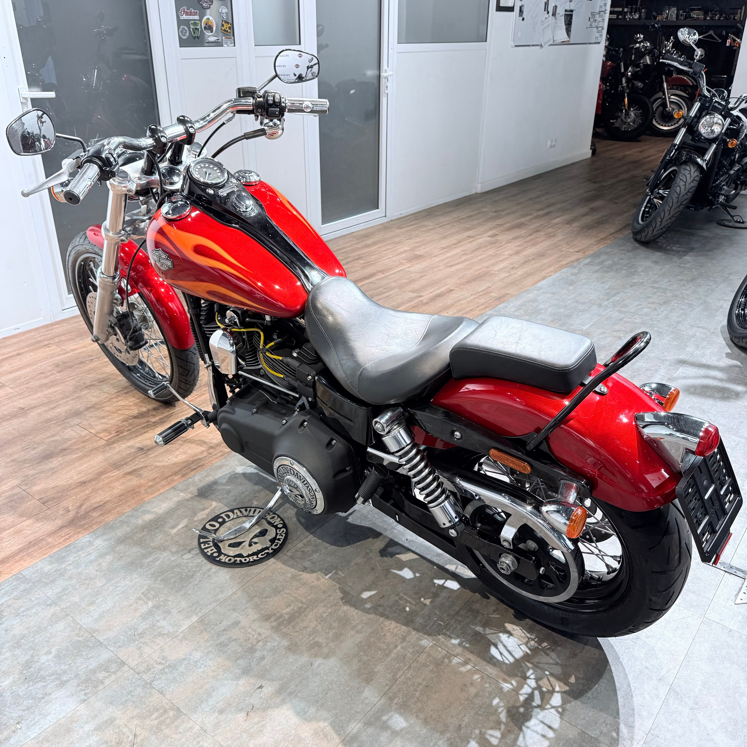 2012 Dyna Wide Glide 96 Red Оrаngе Flames. Hello Davidson, Москва. Только хорошие мотоциклы…