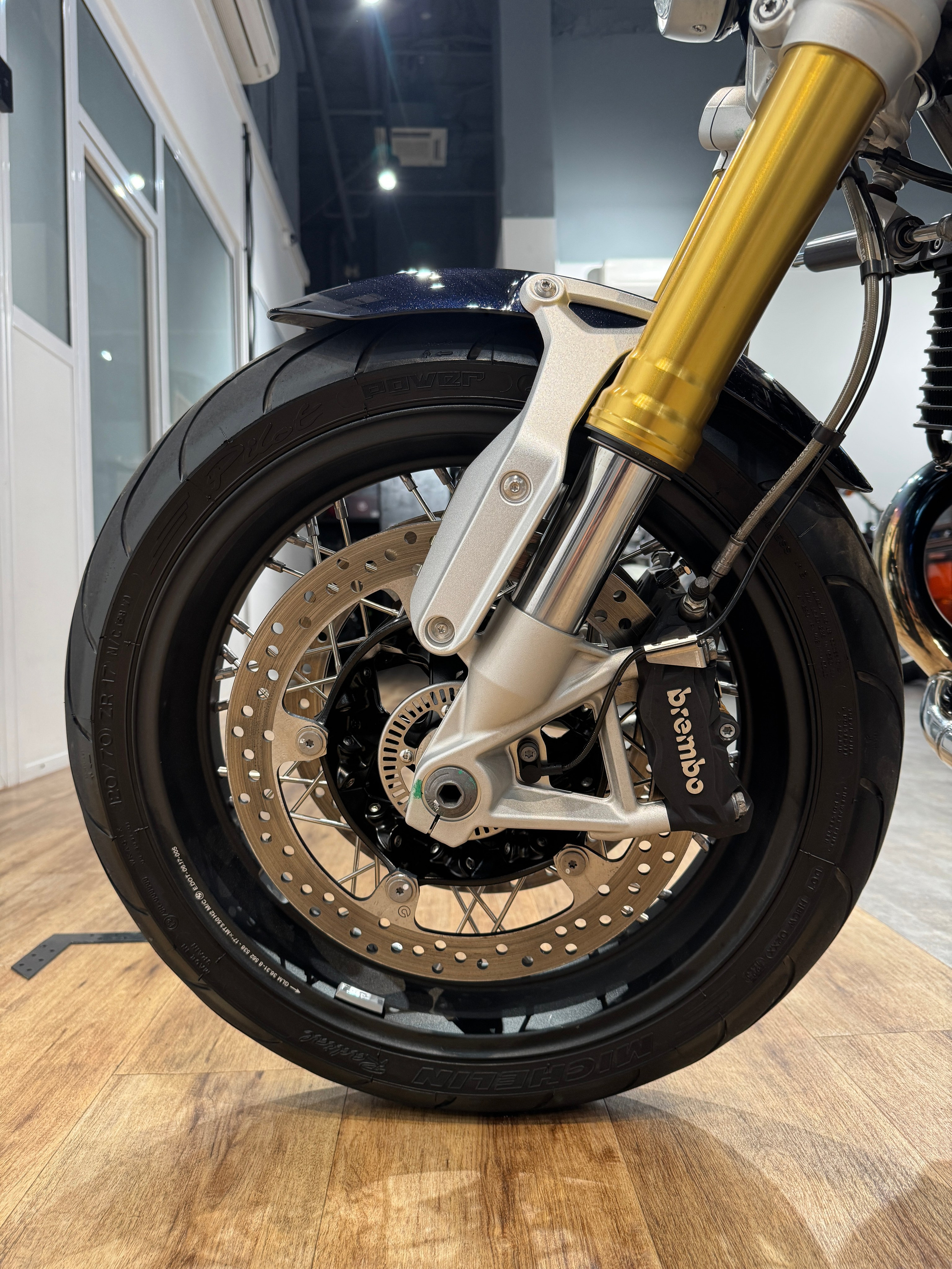 Мотоциклы Harley-Davidson BMW R Nine T (Option 719) — купить мотоцикл. Hello Davidson, Москва. Только хорошие мотоциклы…