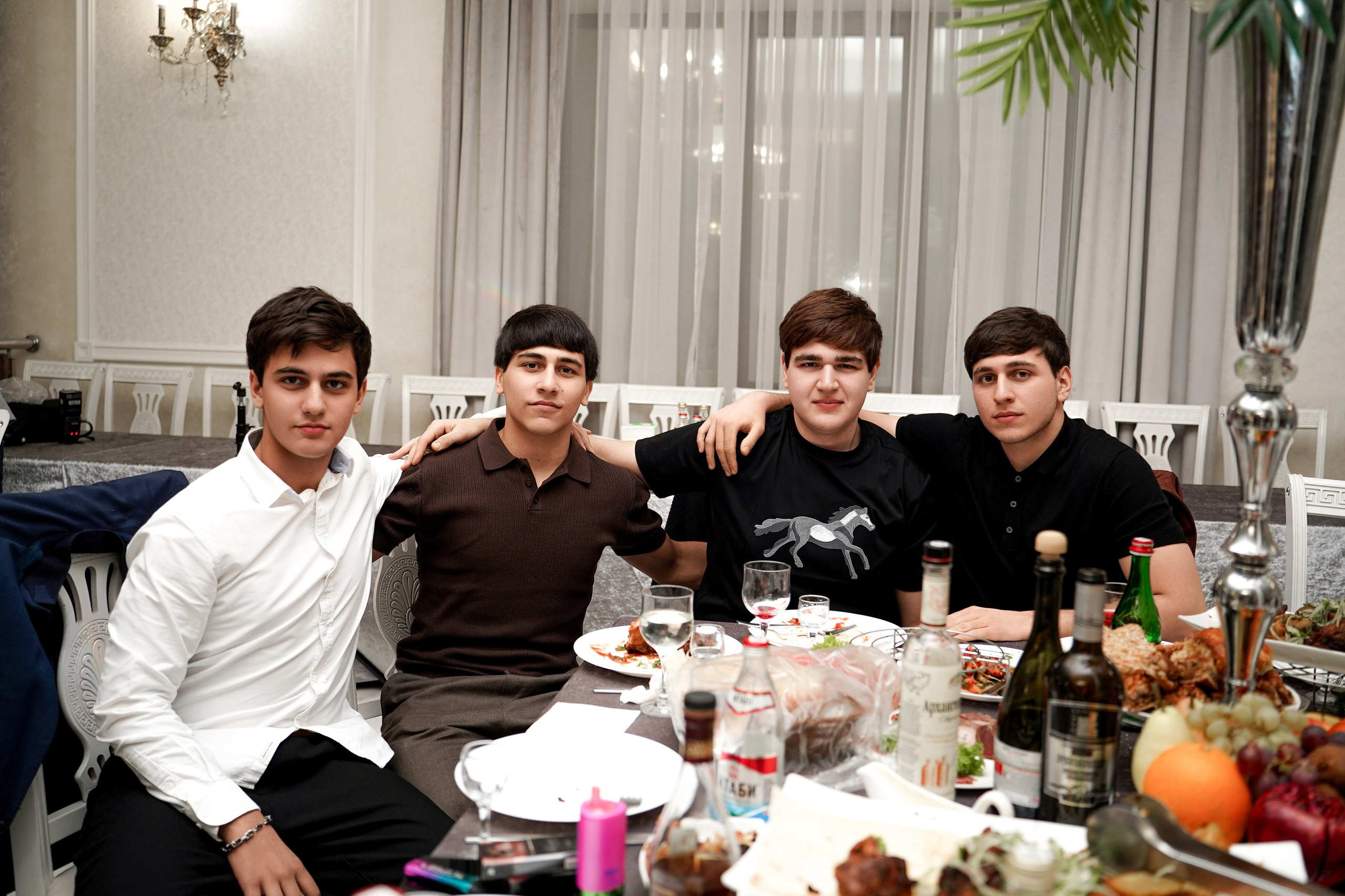 Сватовство. Свадебный фотограф в Ростове-на-Дону. Таинство Крещения и Венчания, семейные фотосессии. Алёна Чёботова