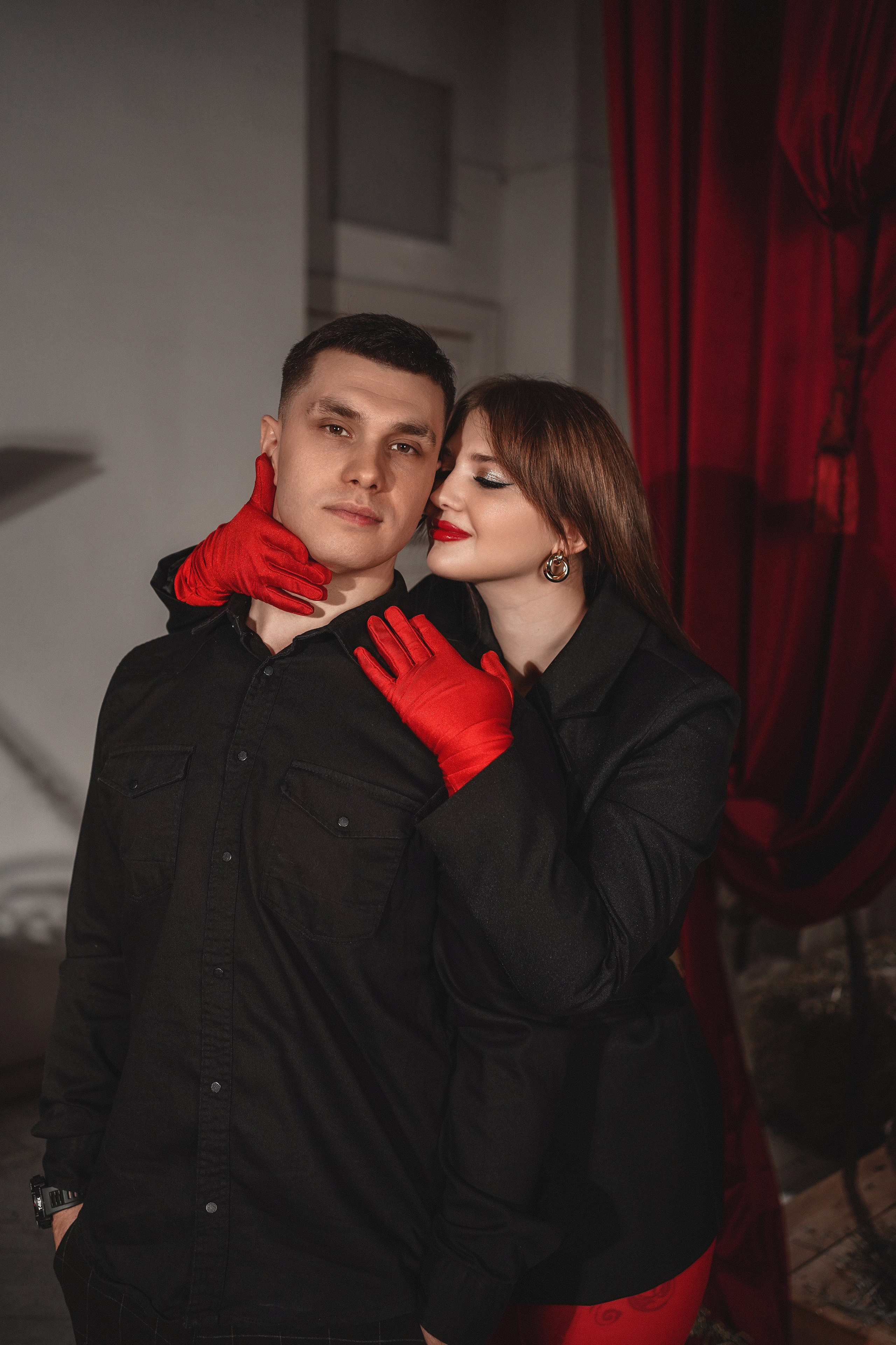 Семейная фотосессия в фотостудии MOX. Фотограф Ростов-на-Дону. Свадебный фотограф в Ростове-на-Дону. Таинство Крещения и Венчания, семейные фотосессии. Алёна Чёботова