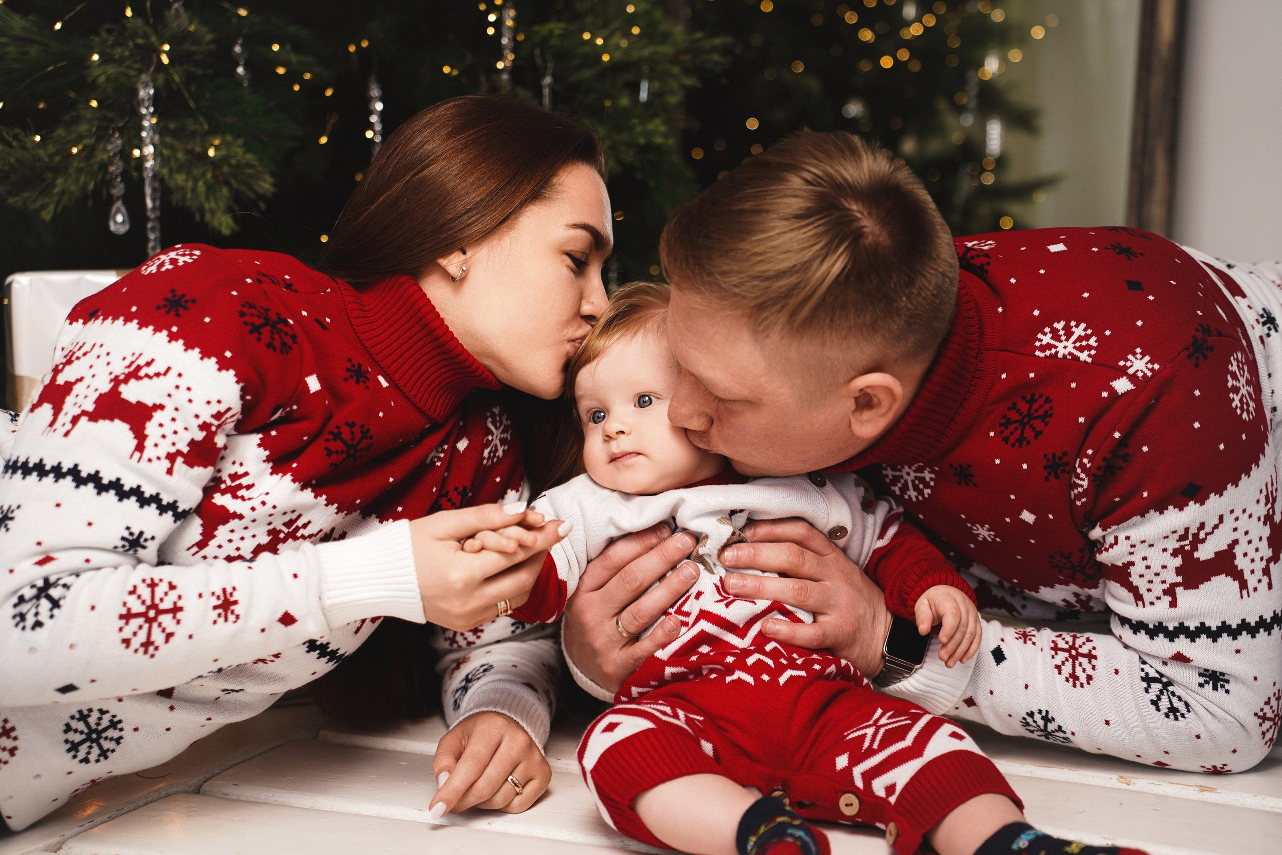 Семейная фотосессия в студии Blanc. Свадебный фотограф в Ростове-на-Дону. Таинство Крещения и Венчания, семейные фотосессии. Алёна Чёботова