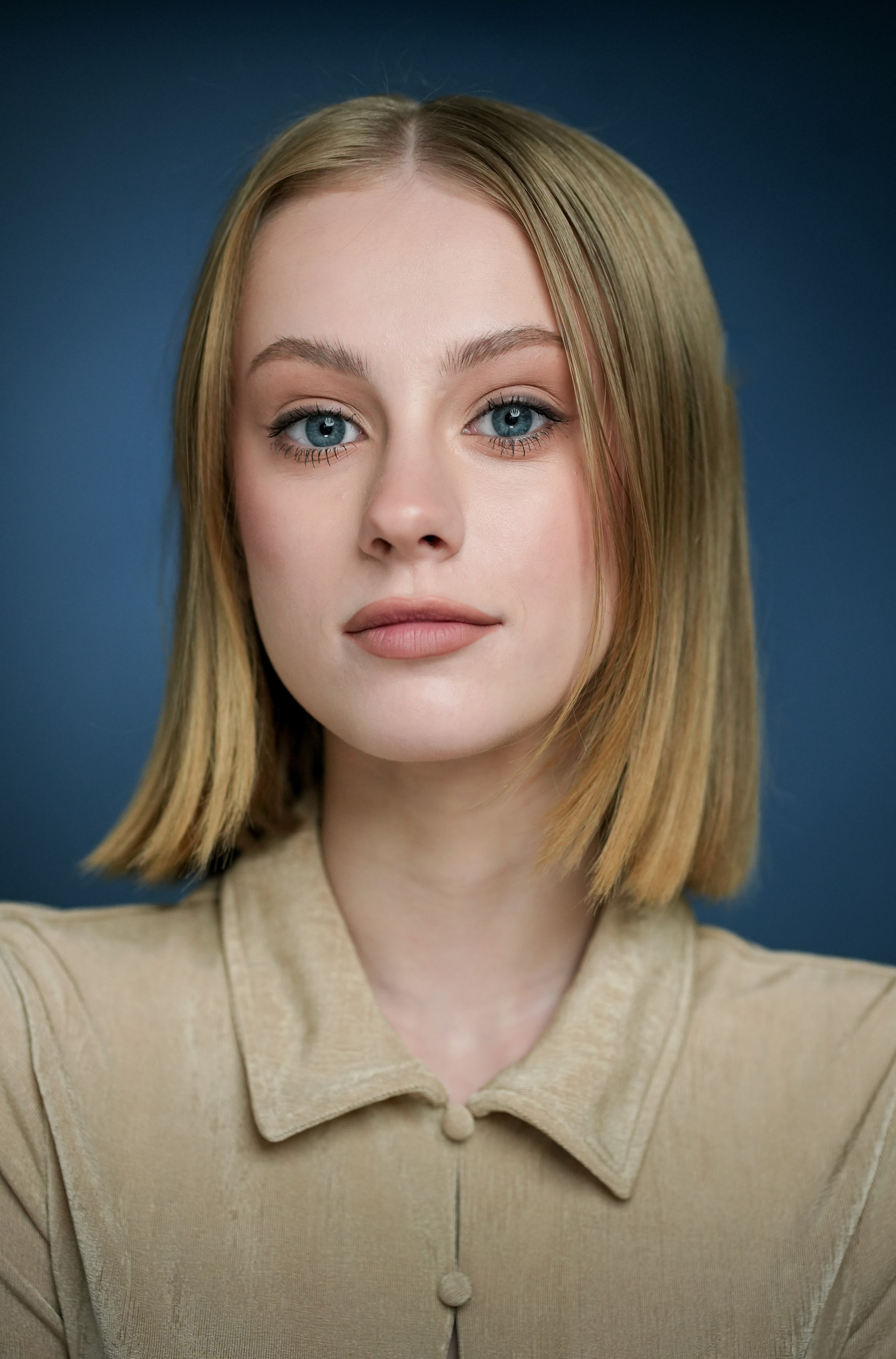 Вероника Шелеметьева актриса. Портретная съемка в Москве, студийный фотограф Игорь Фомин