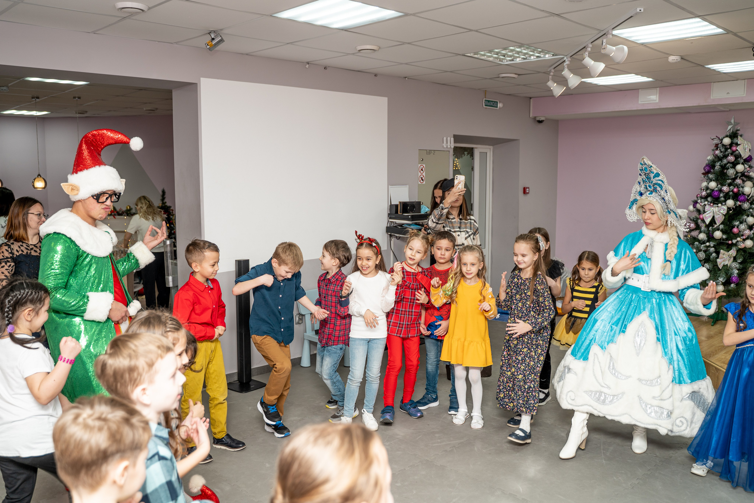 1 гимназия Новогодний утренник. Свадебный и репортажный фотограф в Уфе| Осетрова Ольга