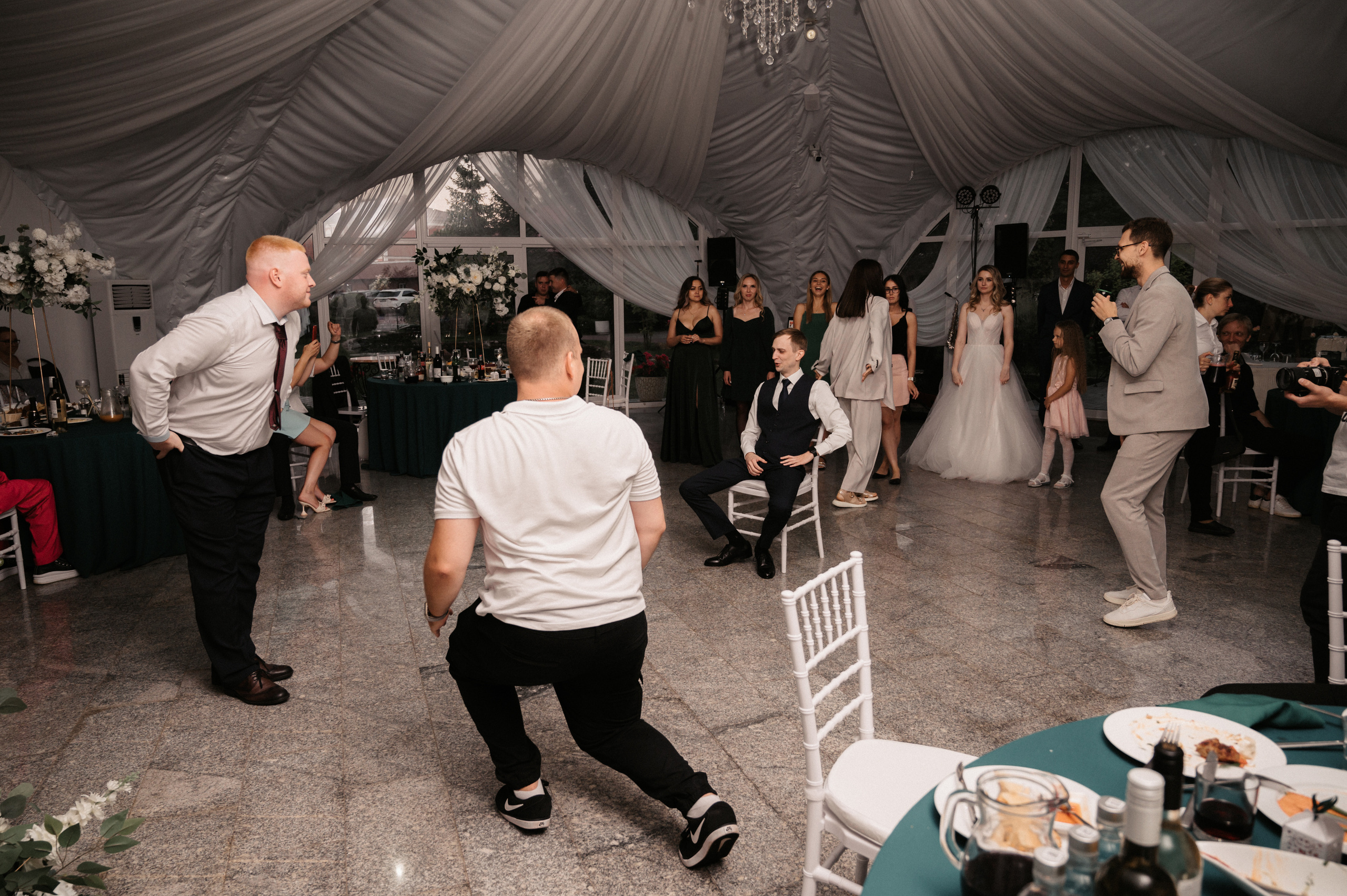 Счастливы и точка. Свадебный фотограф Александр Давыдов