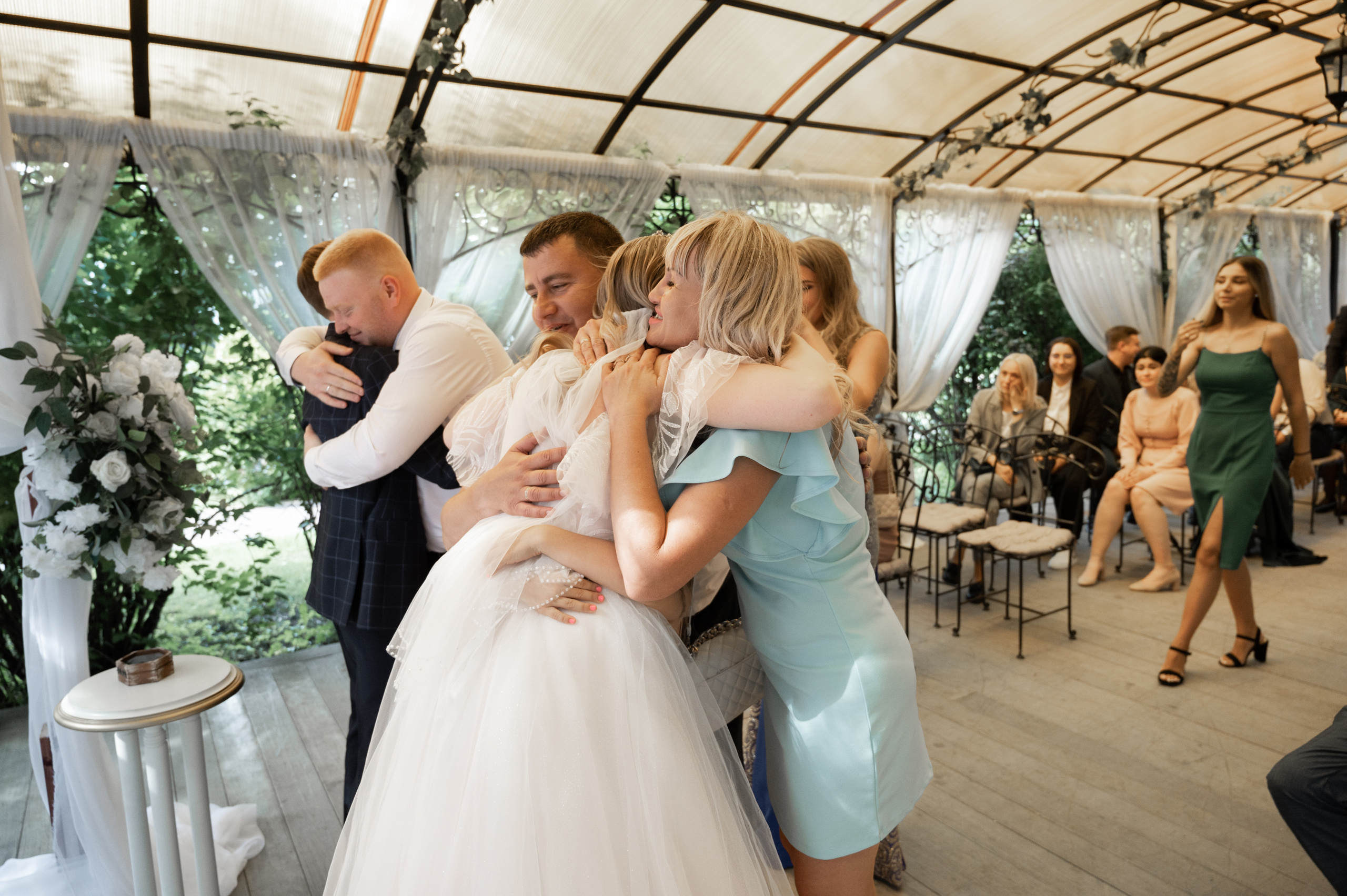 Счастливы и точка. Свадебный фотограф Александр Давыдов