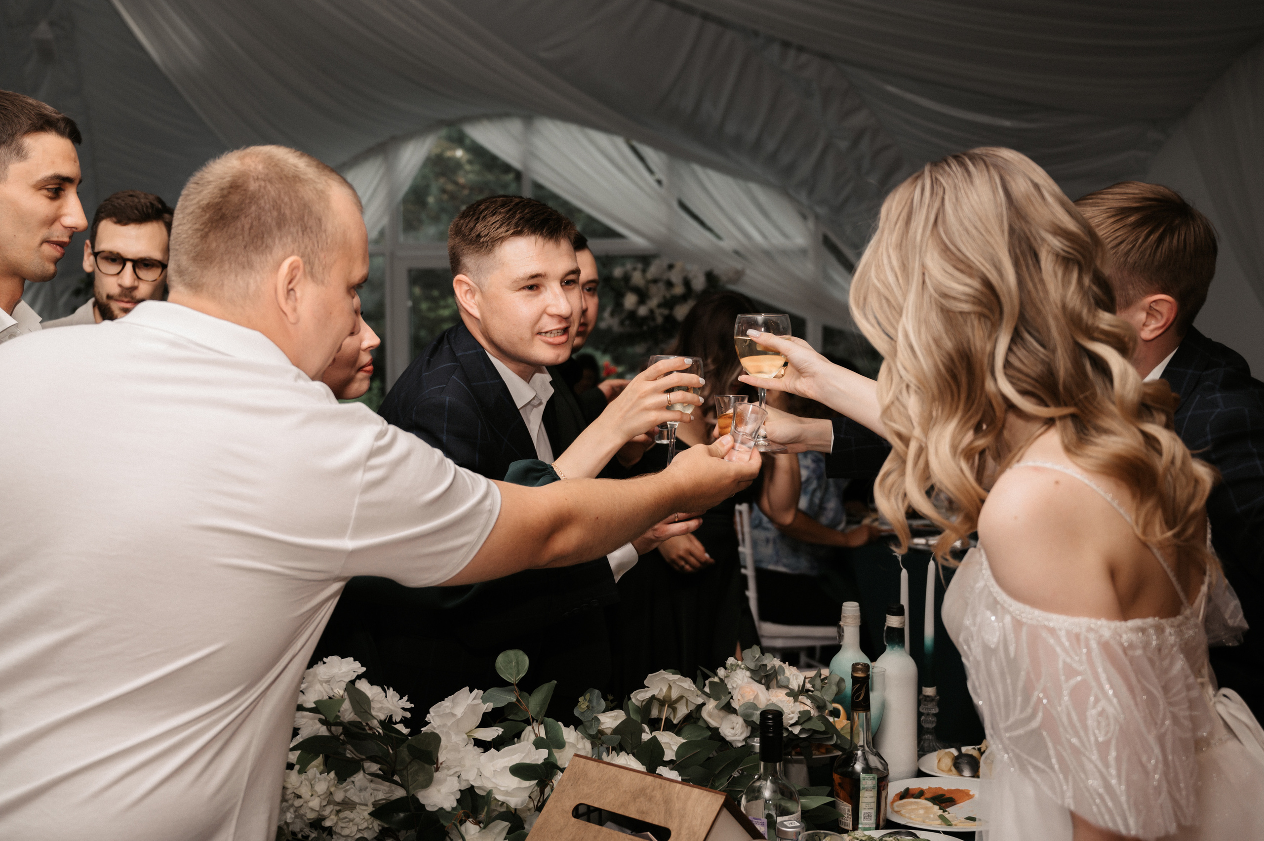 Счастливы и точка. Свадебный фотограф Александр Давыдов