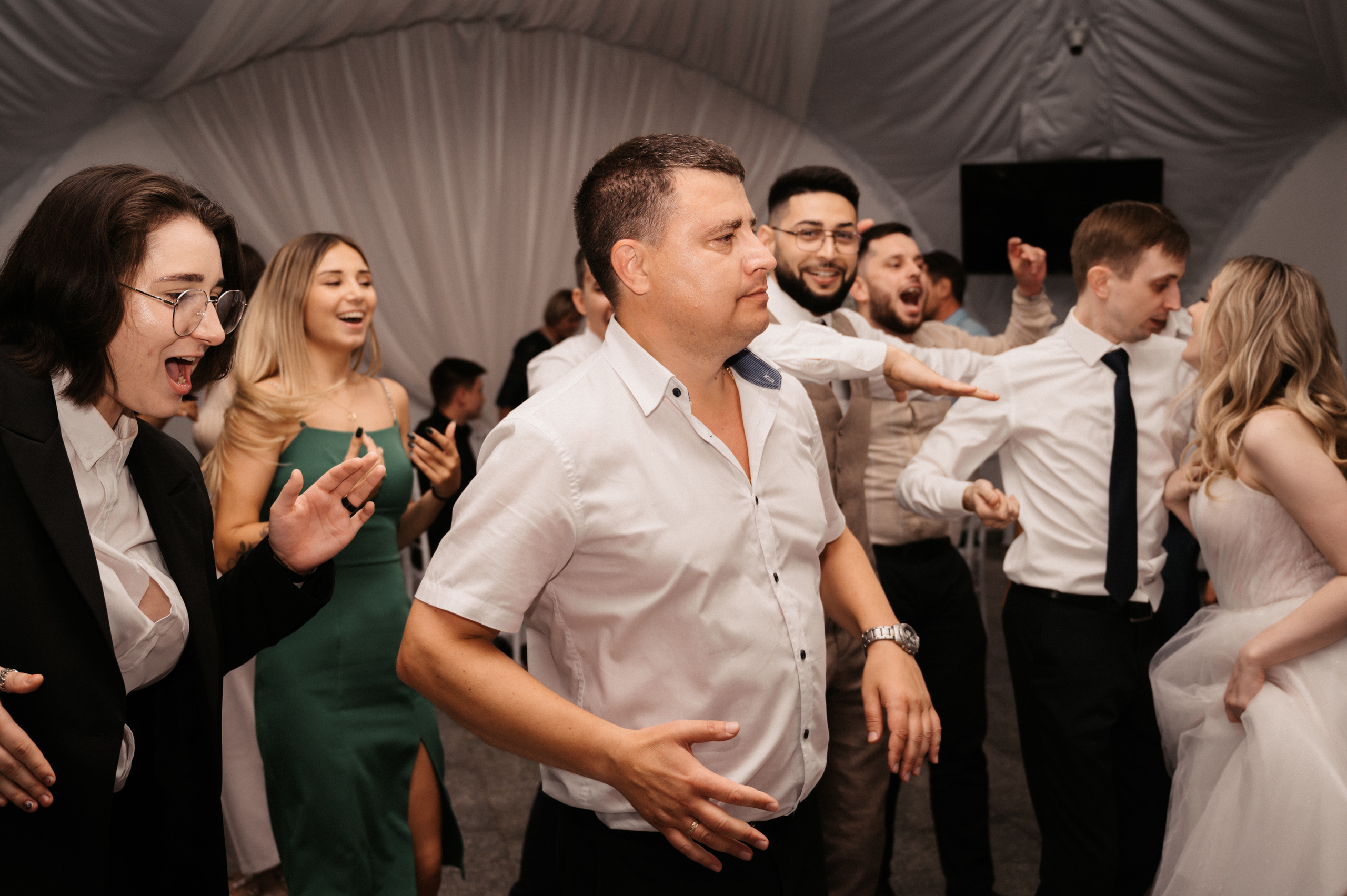 Счастливы и точка. Свадебный фотограф Александр Давыдов