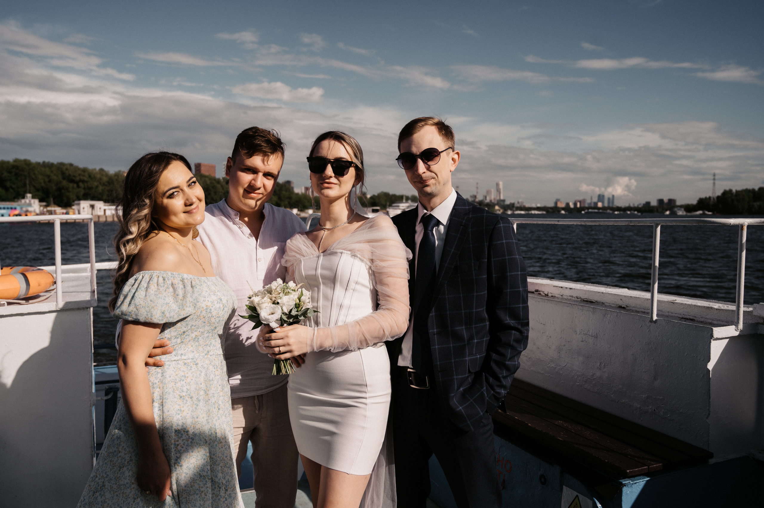 Счастливы и точка. Свадебный фотограф Александр Давыдов