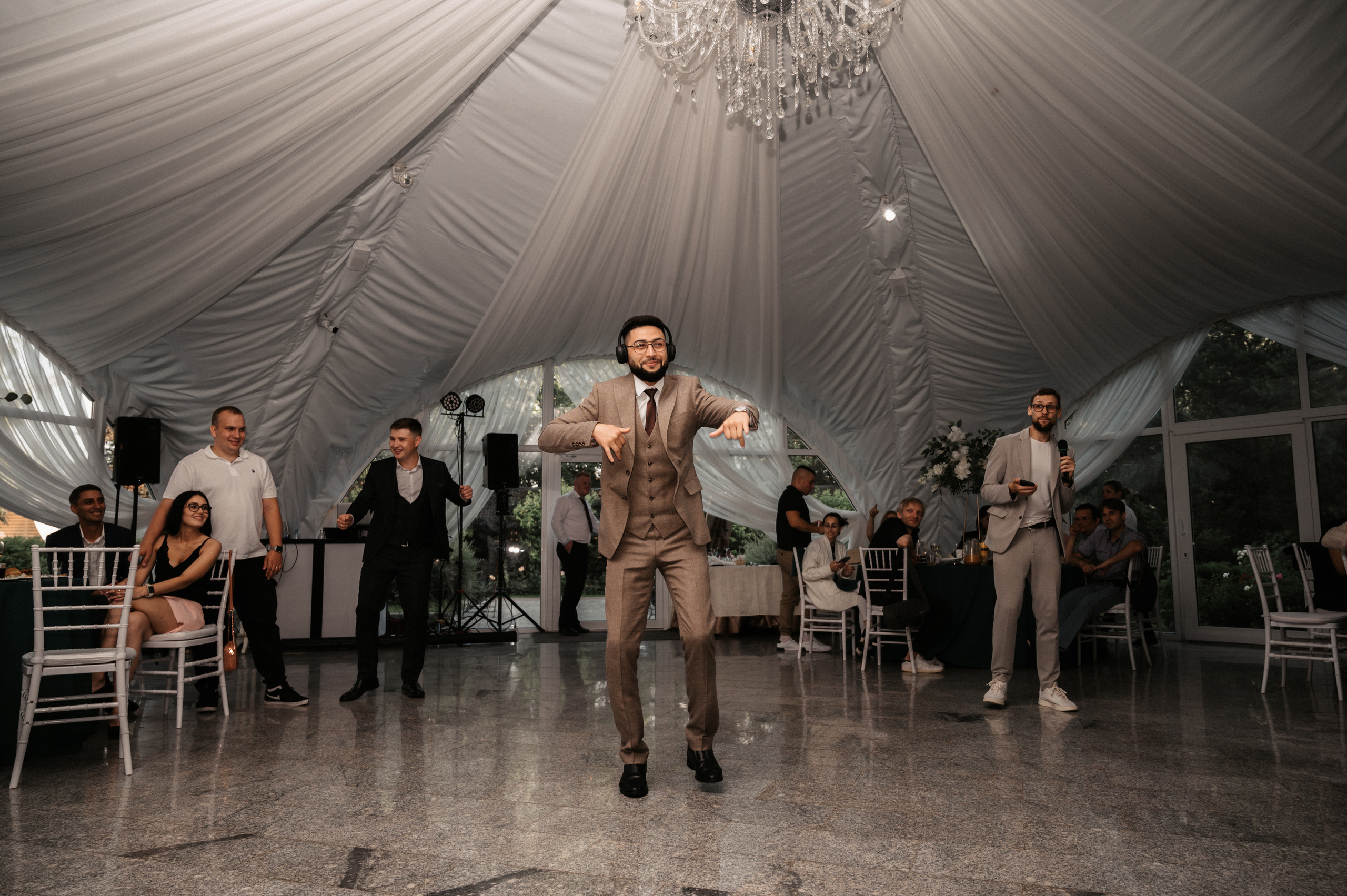 Счастливы и точка. Свадебный фотограф Александр Давыдов