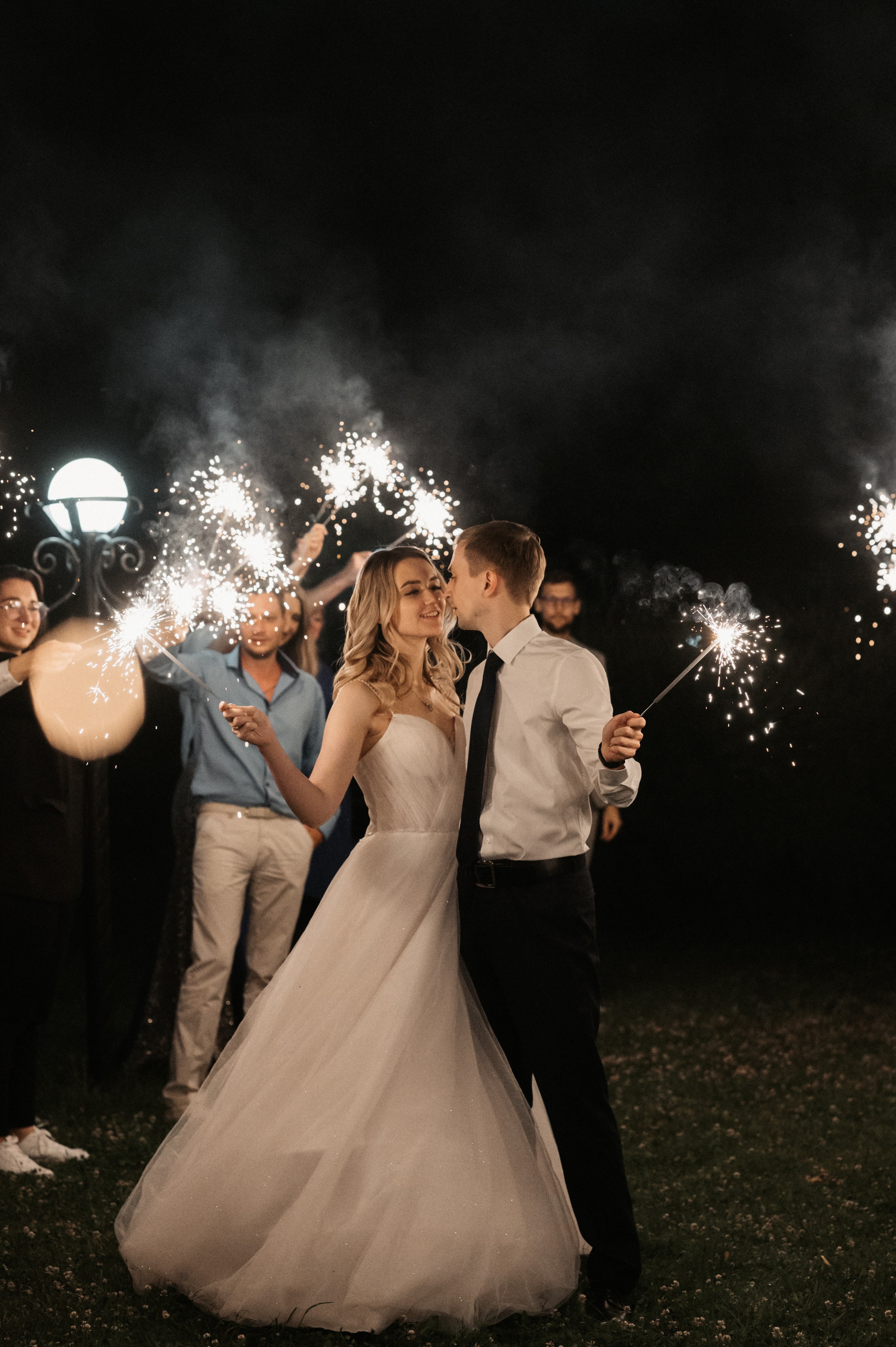 Счастливы и точка. Свадебный фотограф Александр Давыдов