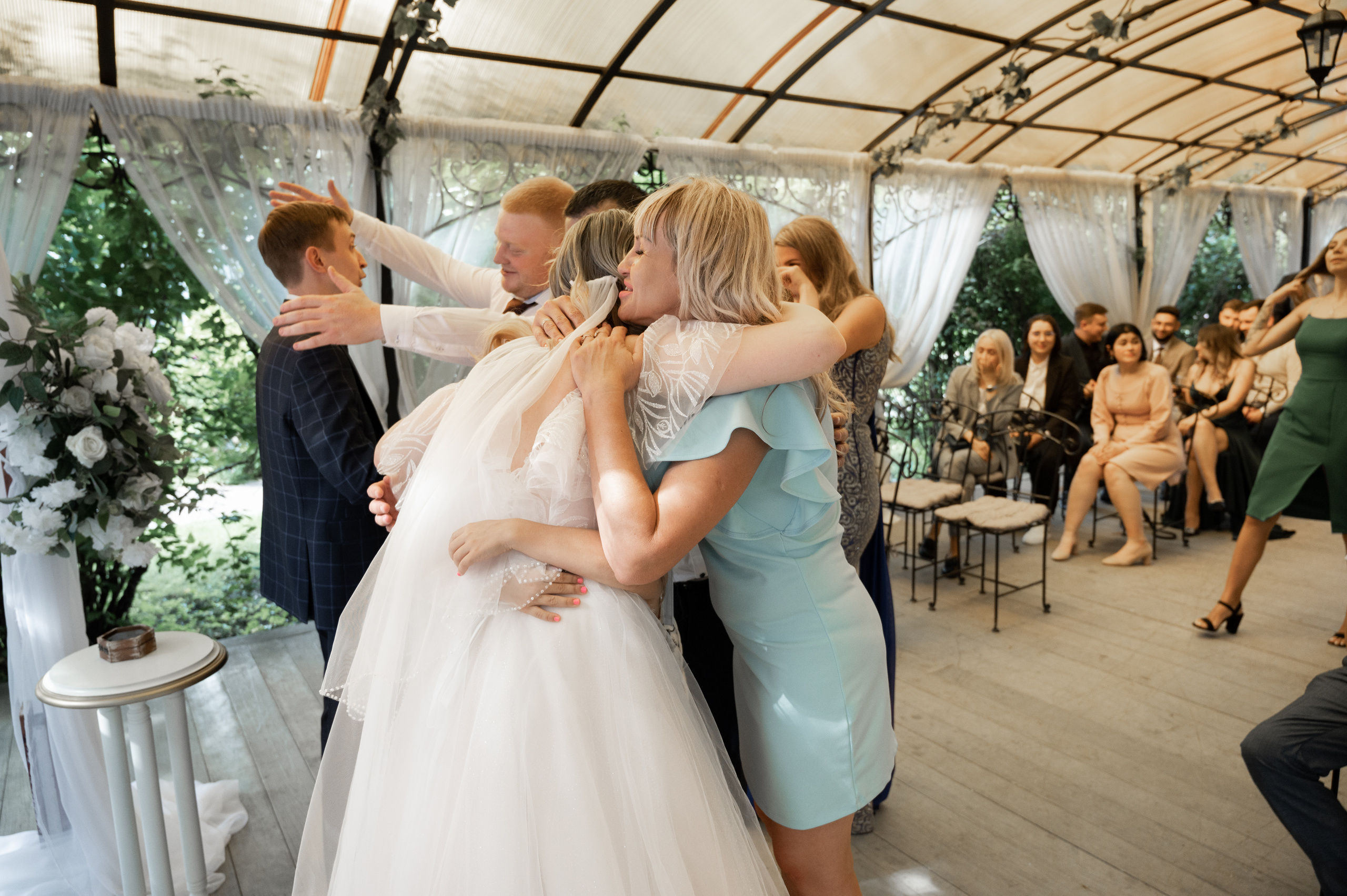 Счастливы и точка. Свадебный фотограф Александр Давыдов