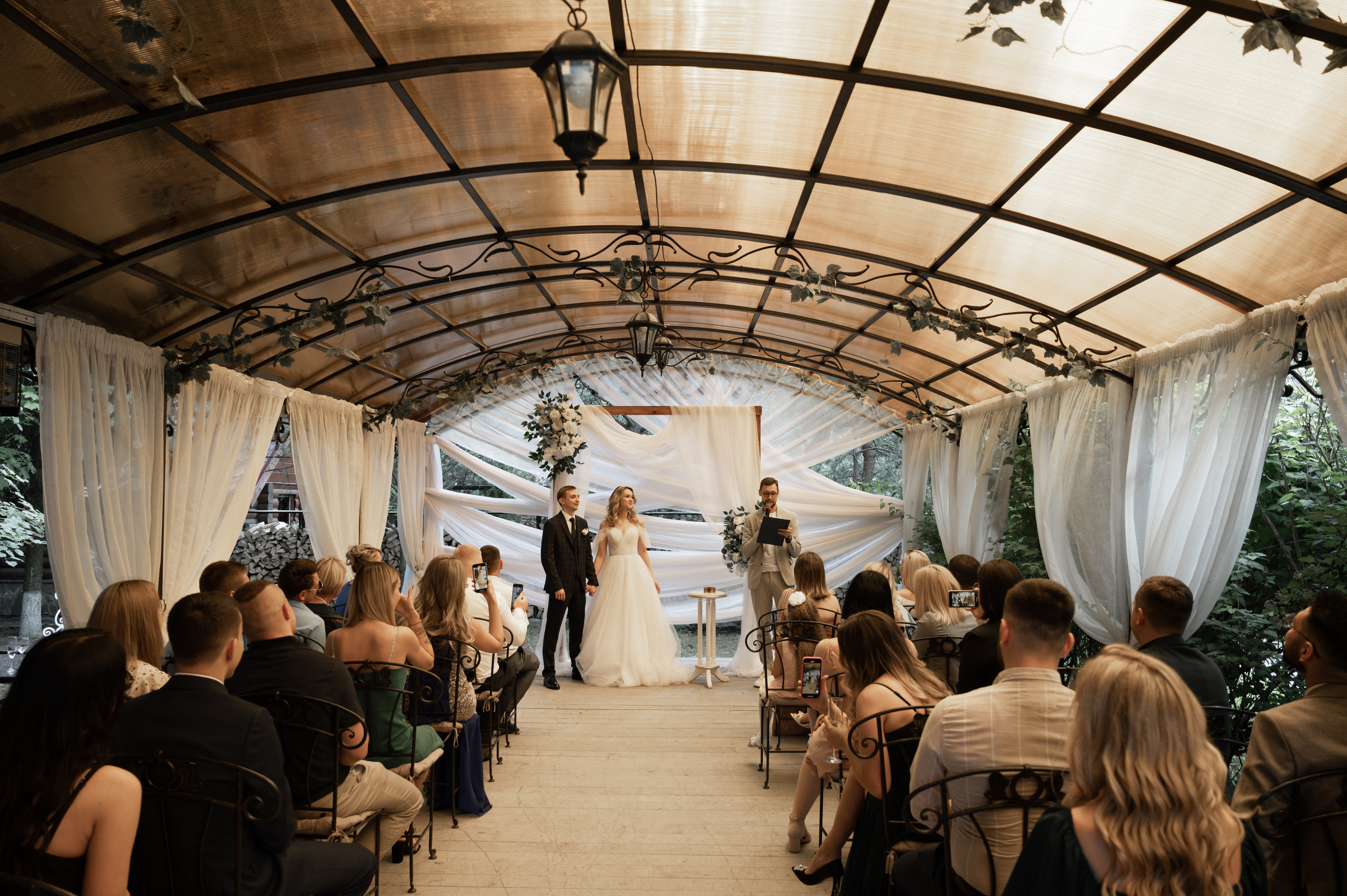 Счастливы и точка. Свадебный фотограф Александр Давыдов