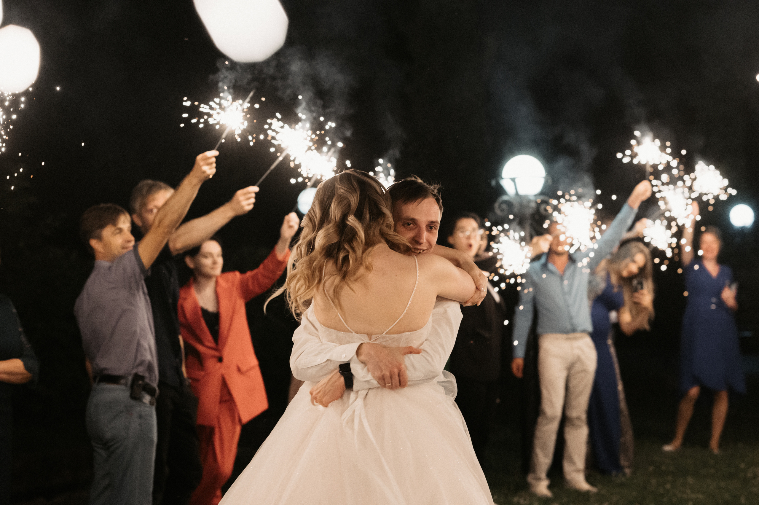 Счастливы и точка. Свадебный фотограф Александр Давыдов