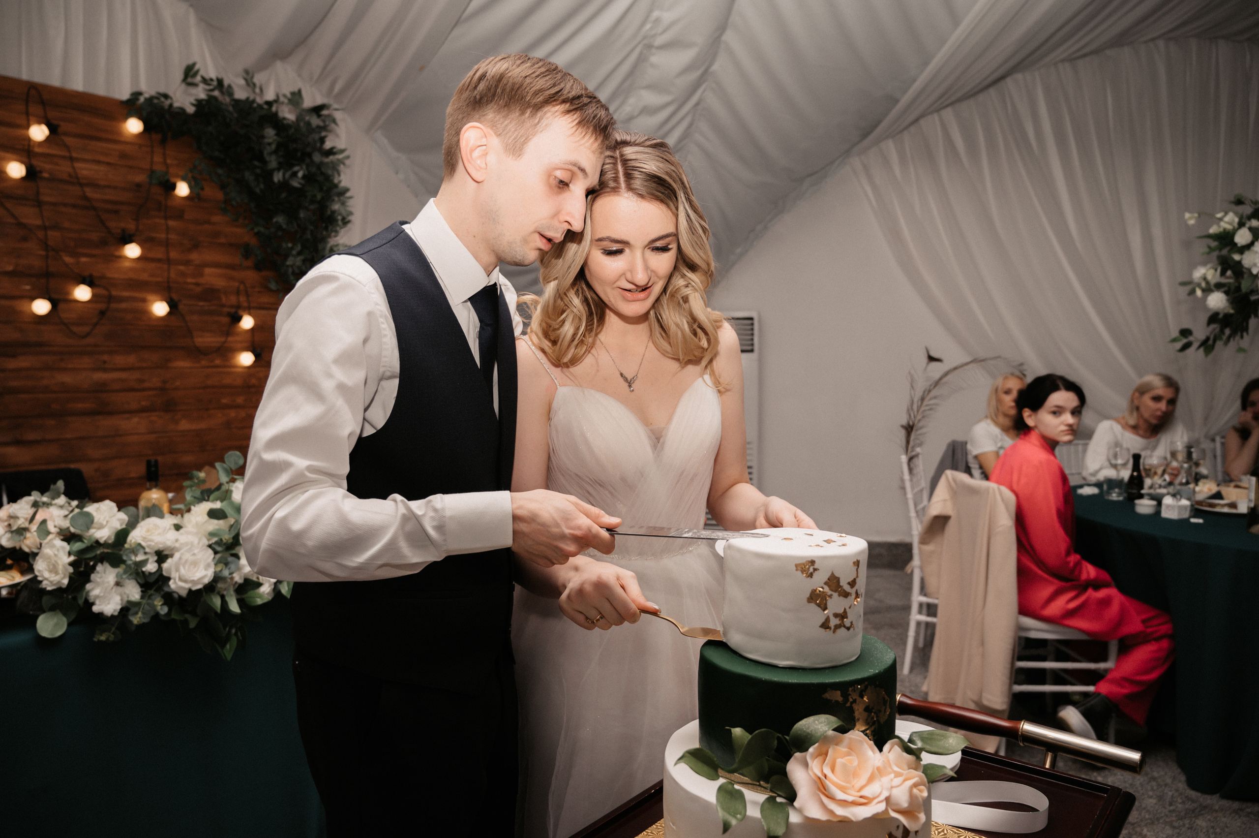 Счастливы и точка. Свадебный фотограф Александр Давыдов