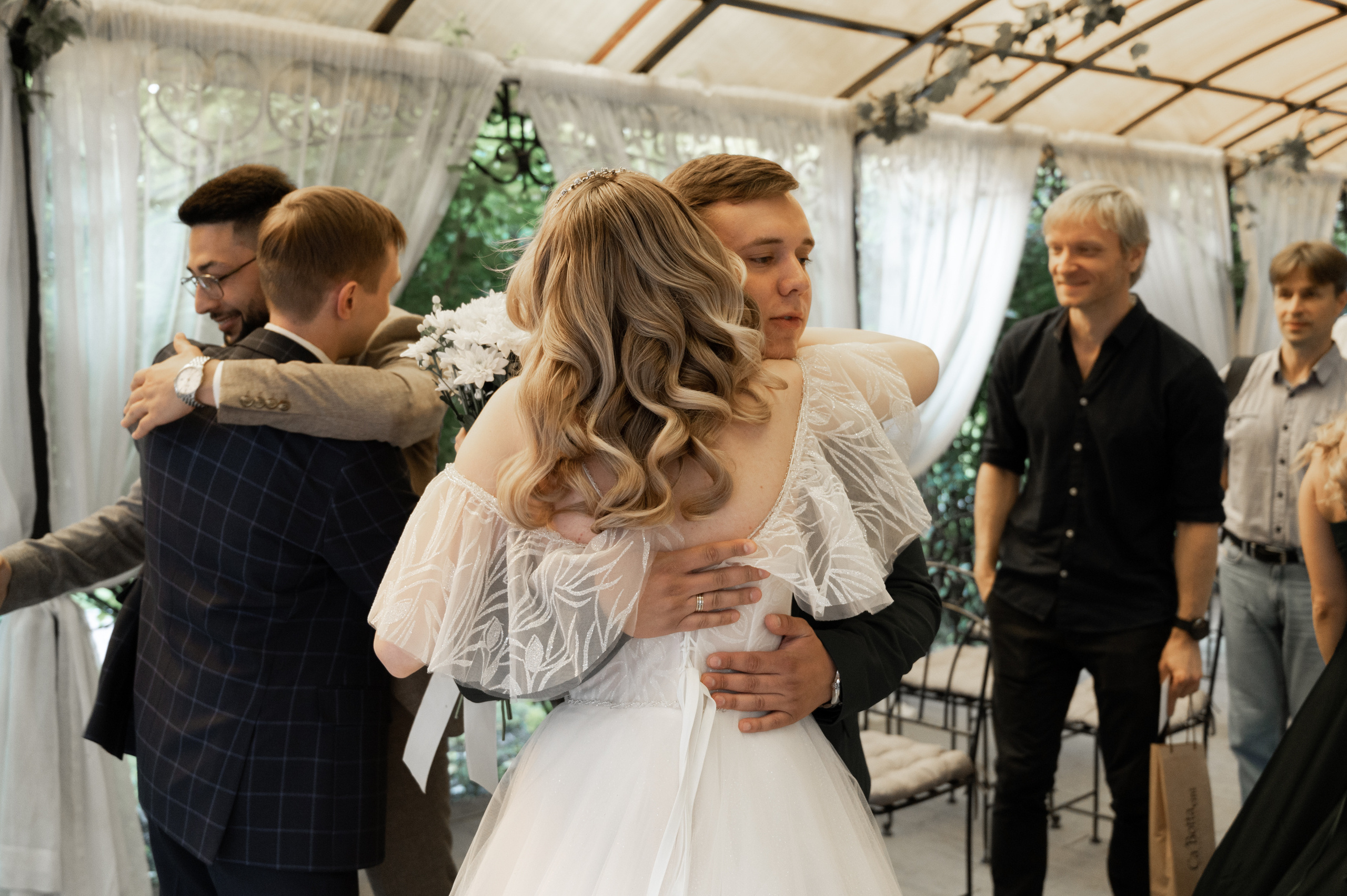 Счастливы и точка. Свадебный фотограф Александр Давыдов