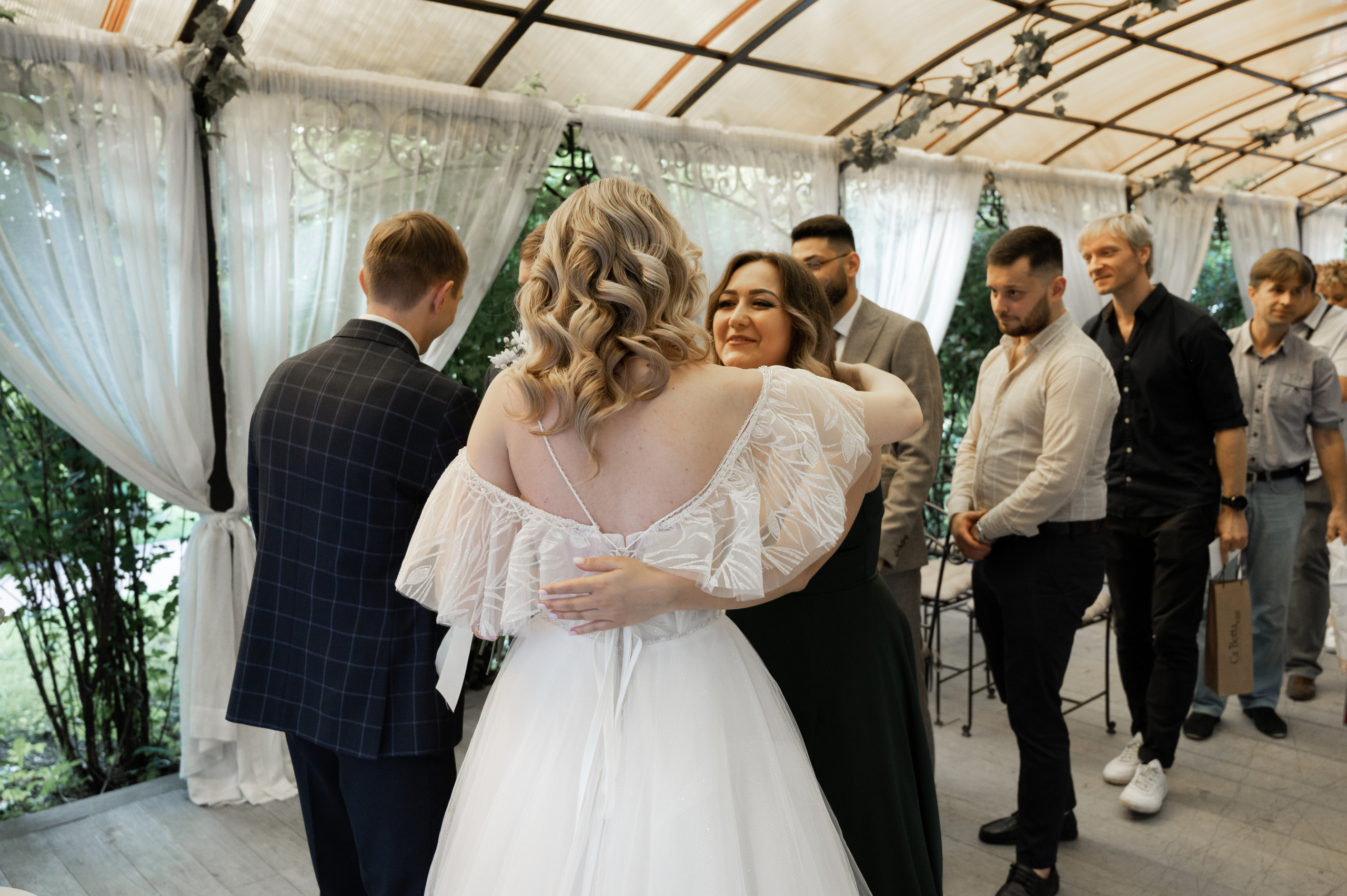 Счастливы и точка. Свадебный фотограф Александр Давыдов