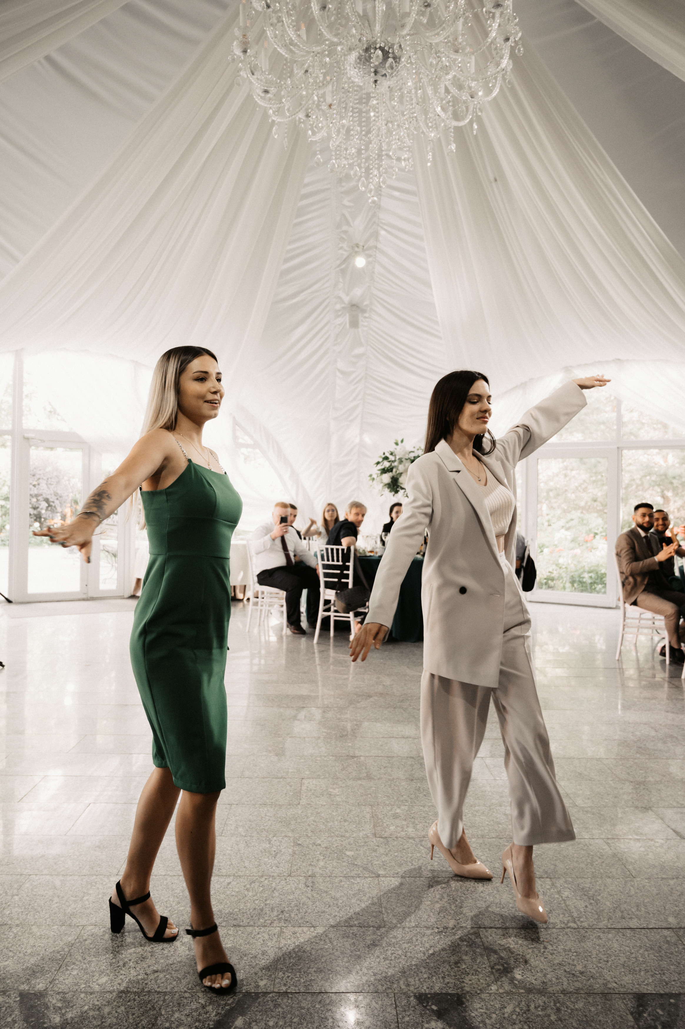 Счастливы и точка. Свадебный фотограф Александр Давыдов