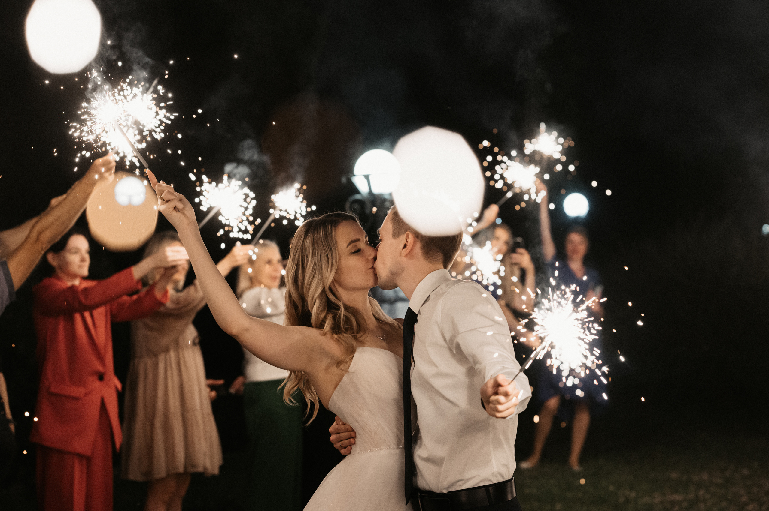 Счастливы и точка. Свадебный фотограф Александр Давыдов