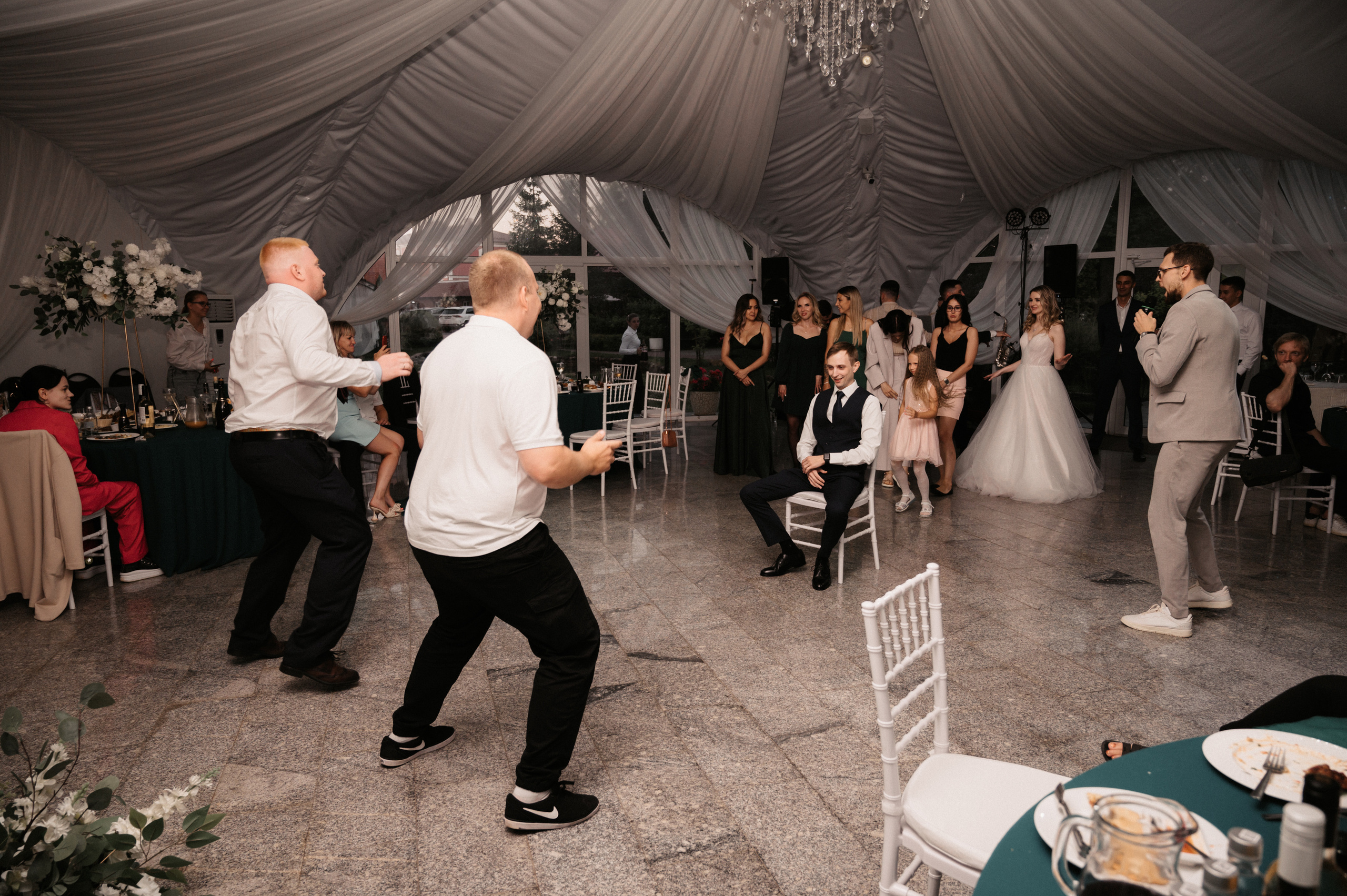 Счастливы и точка. Свадебный фотограф Александр Давыдов