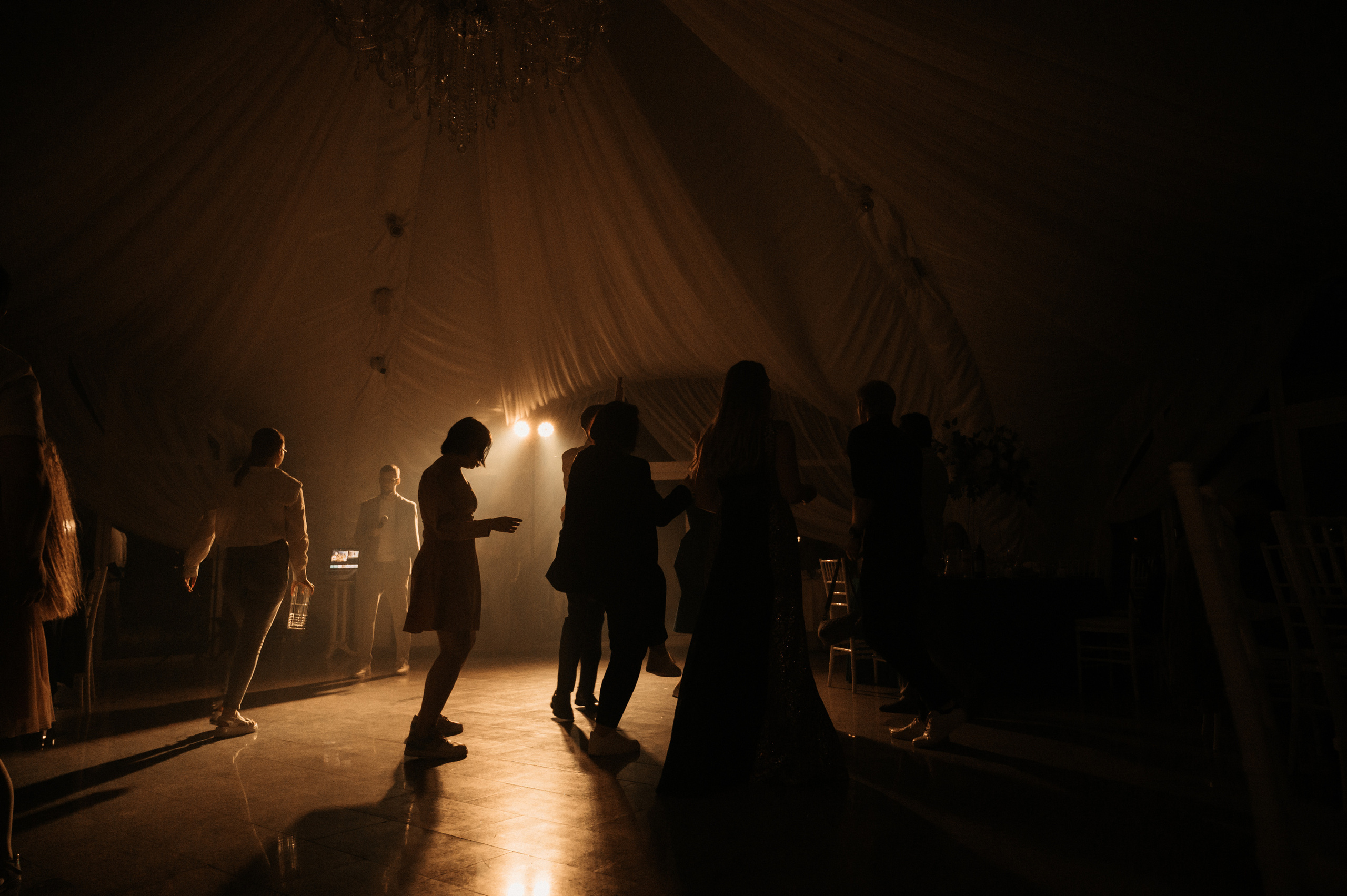 Счастливы и точка. Свадебный фотограф Александр Давыдов