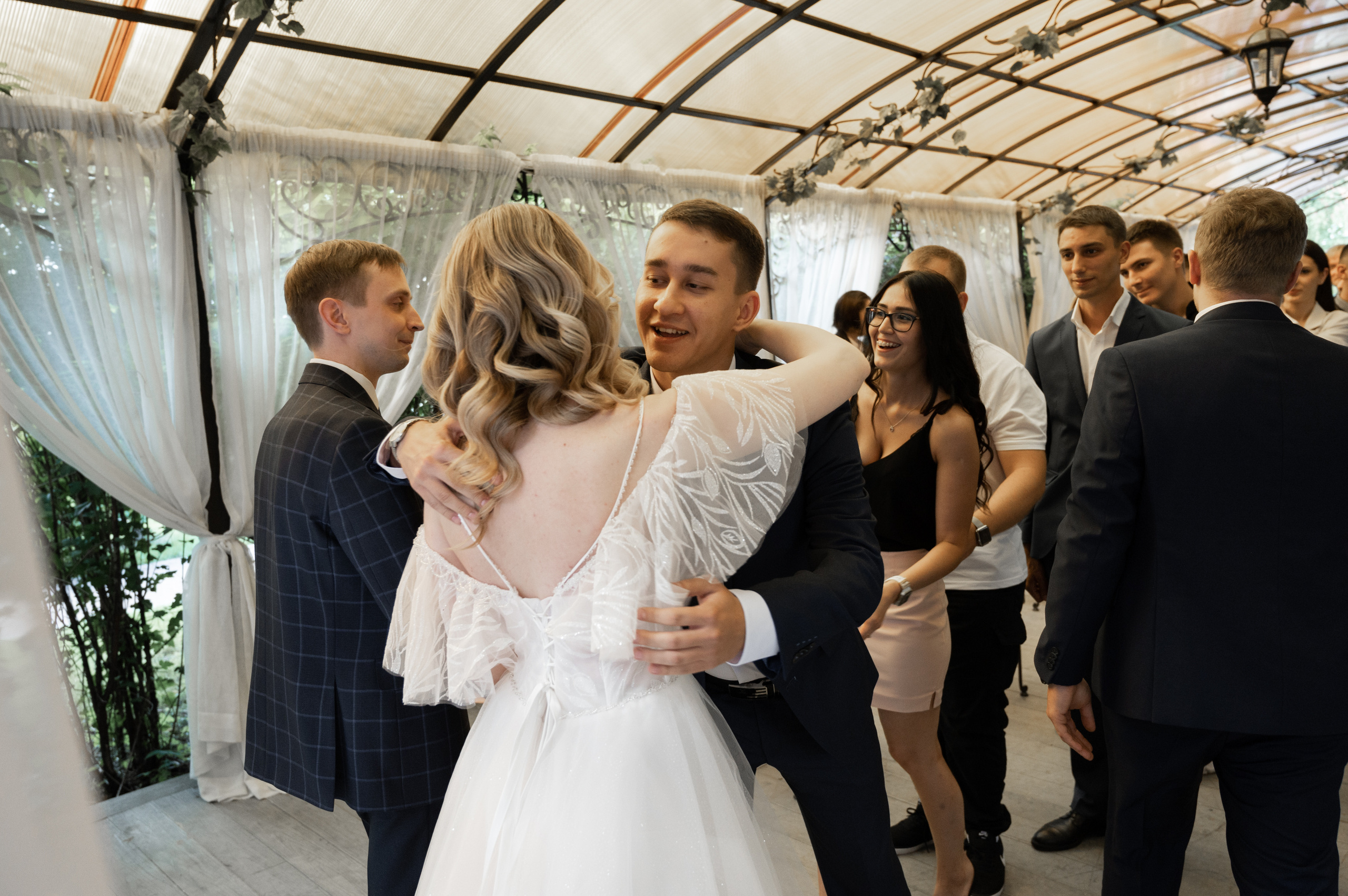 Счастливы и точка. Свадебный фотограф Александр Давыдов