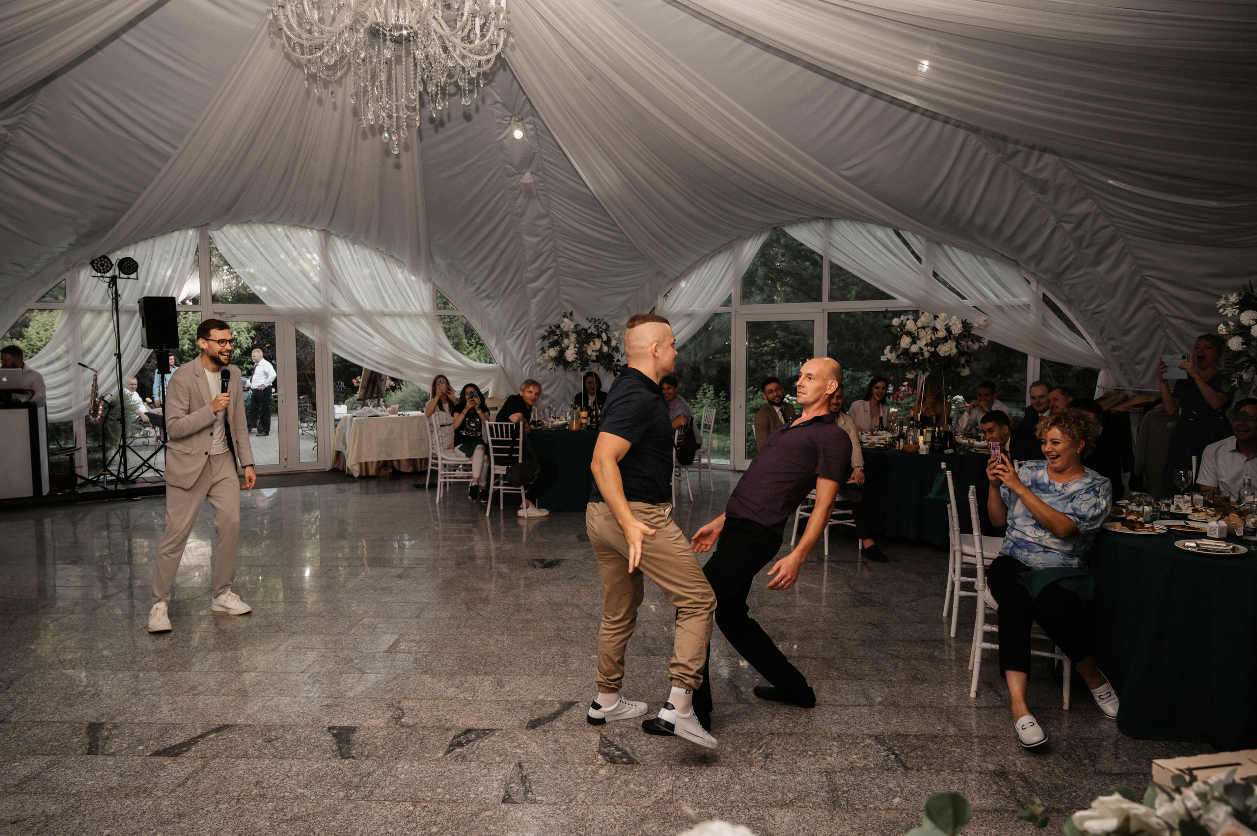 Счастливы и точка. Свадебный фотограф Александр Давыдов