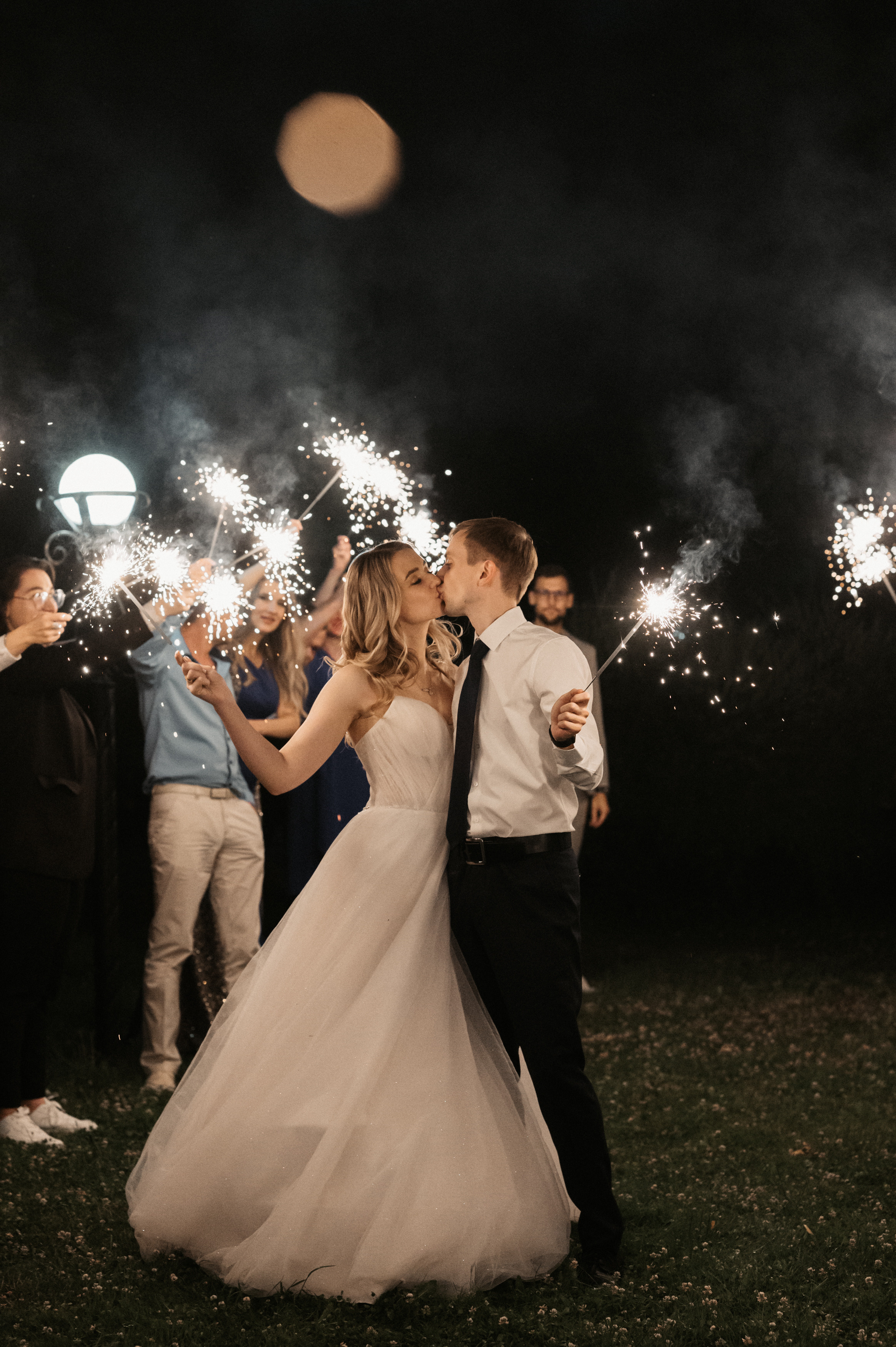 Счастливы и точка. Свадебный фотограф Александр Давыдов