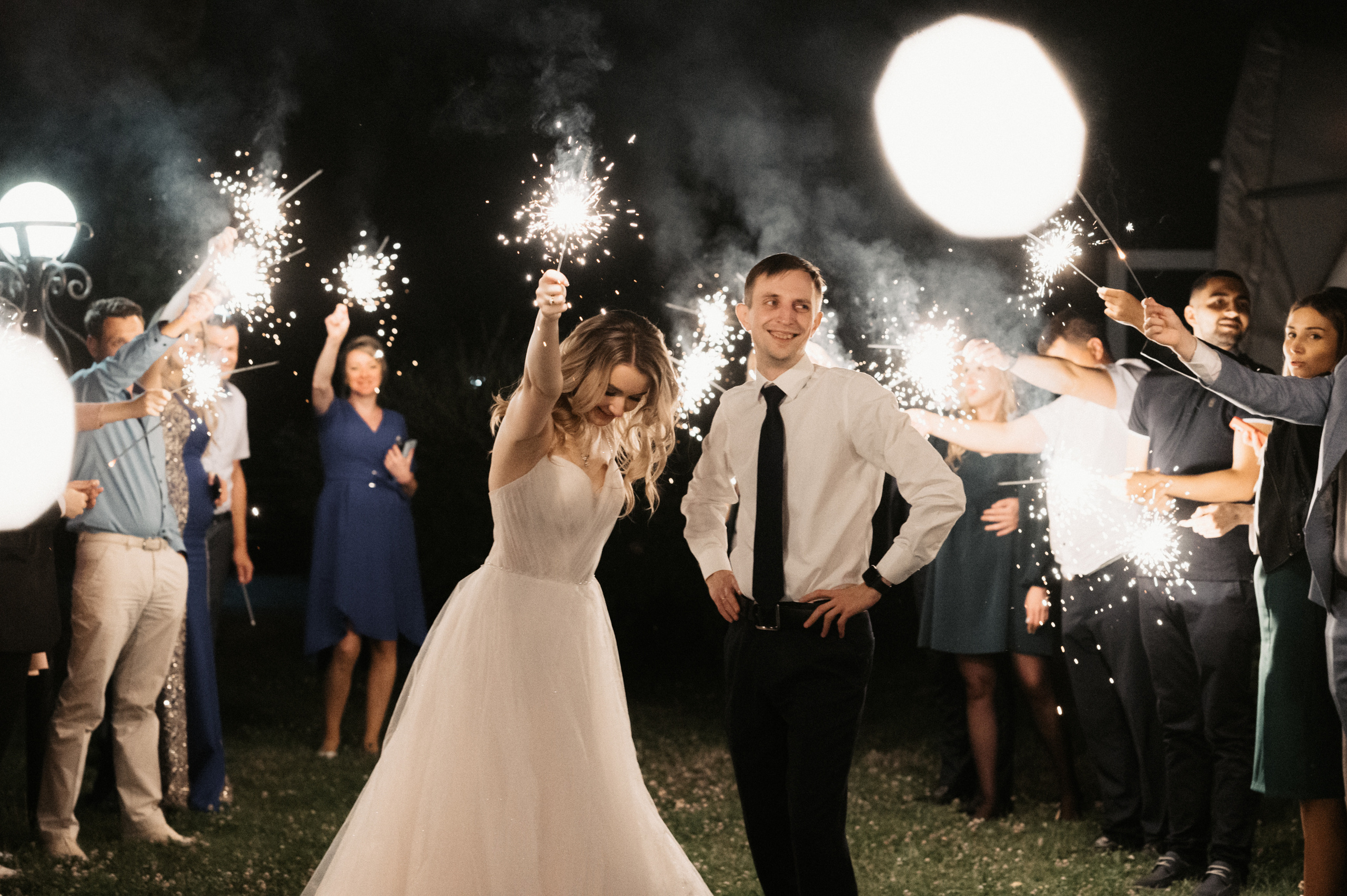 Счастливы и точка. Свадебный фотограф Александр Давыдов