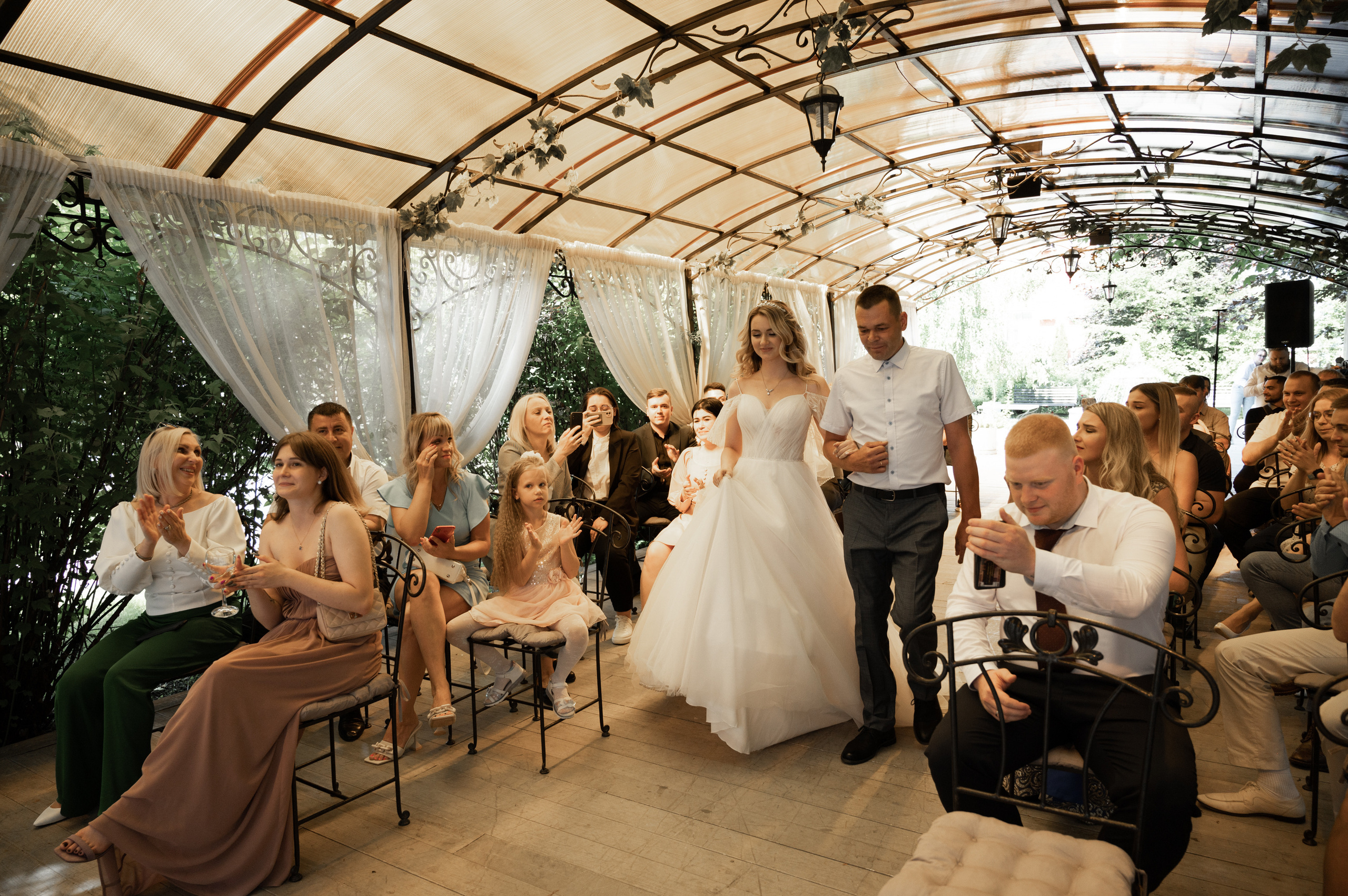 Счастливы и точка. Свадебный фотограф Александр Давыдов