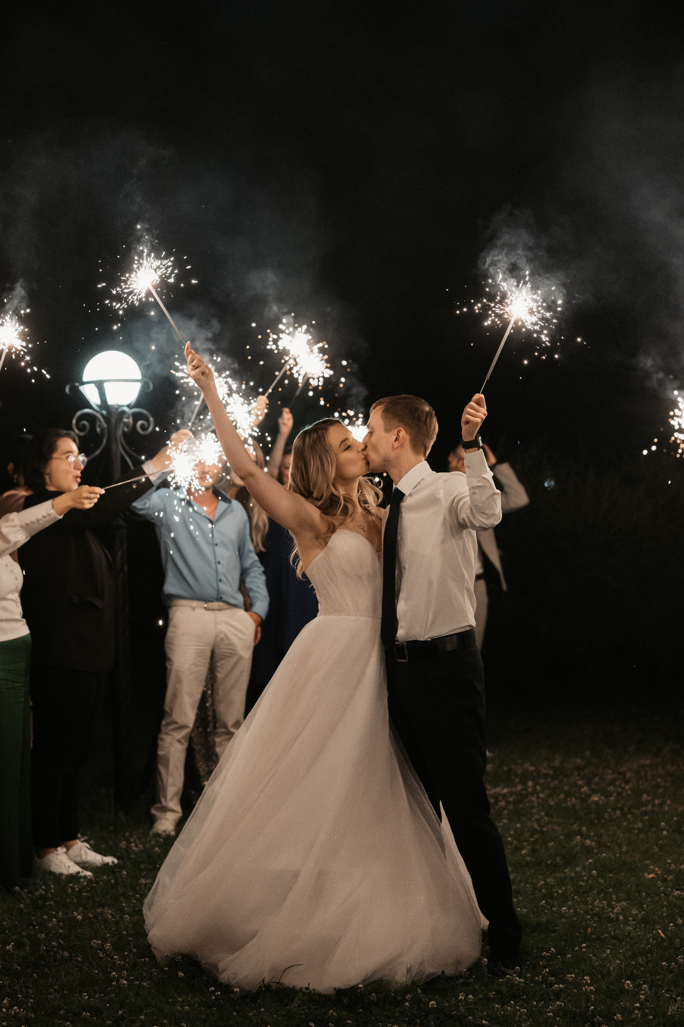 Счастливы и точка. Свадебный фотограф Александр Давыдов