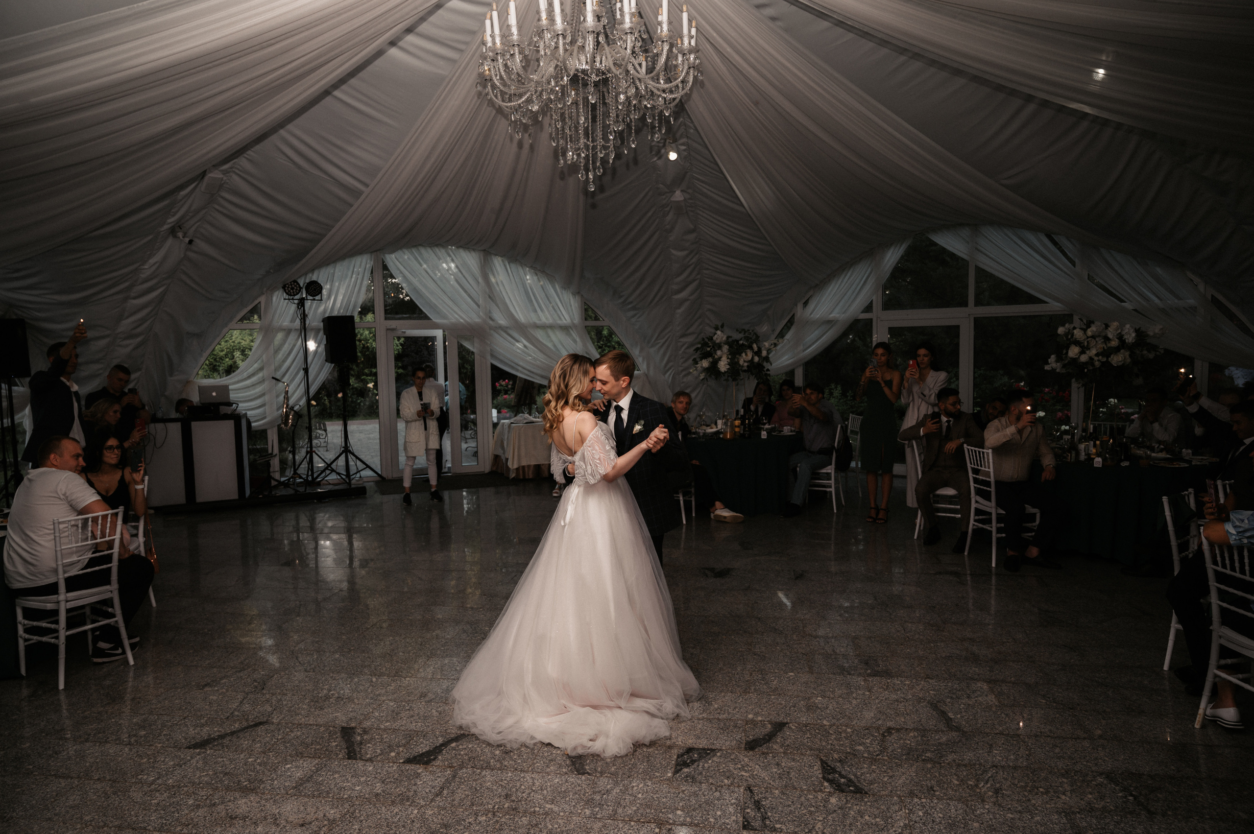 Счастливы и точка. Свадебный фотограф Александр Давыдов