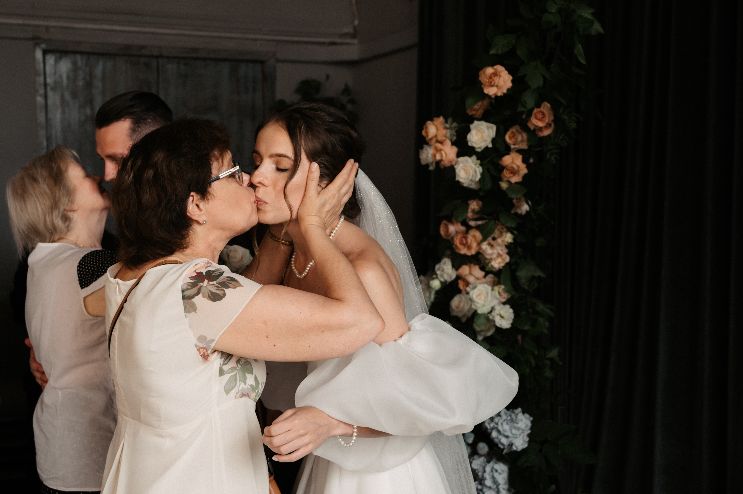 Искренне. Свадебный фотограф Александр Давыдов