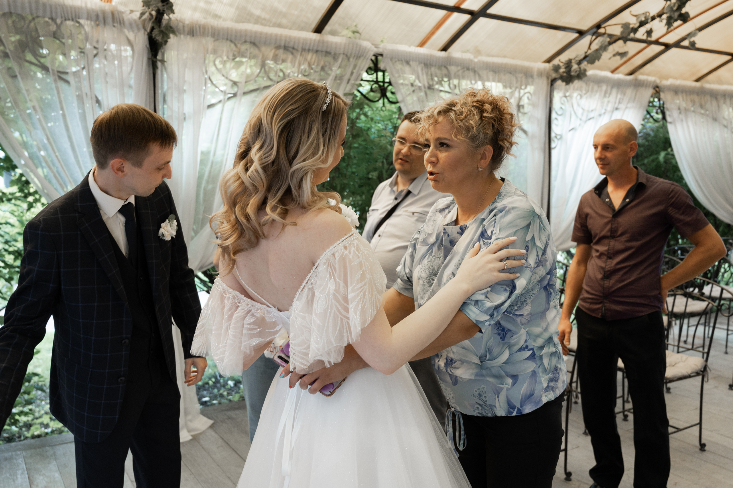 Счастливы и точка. Свадебный фотограф Александр Давыдов