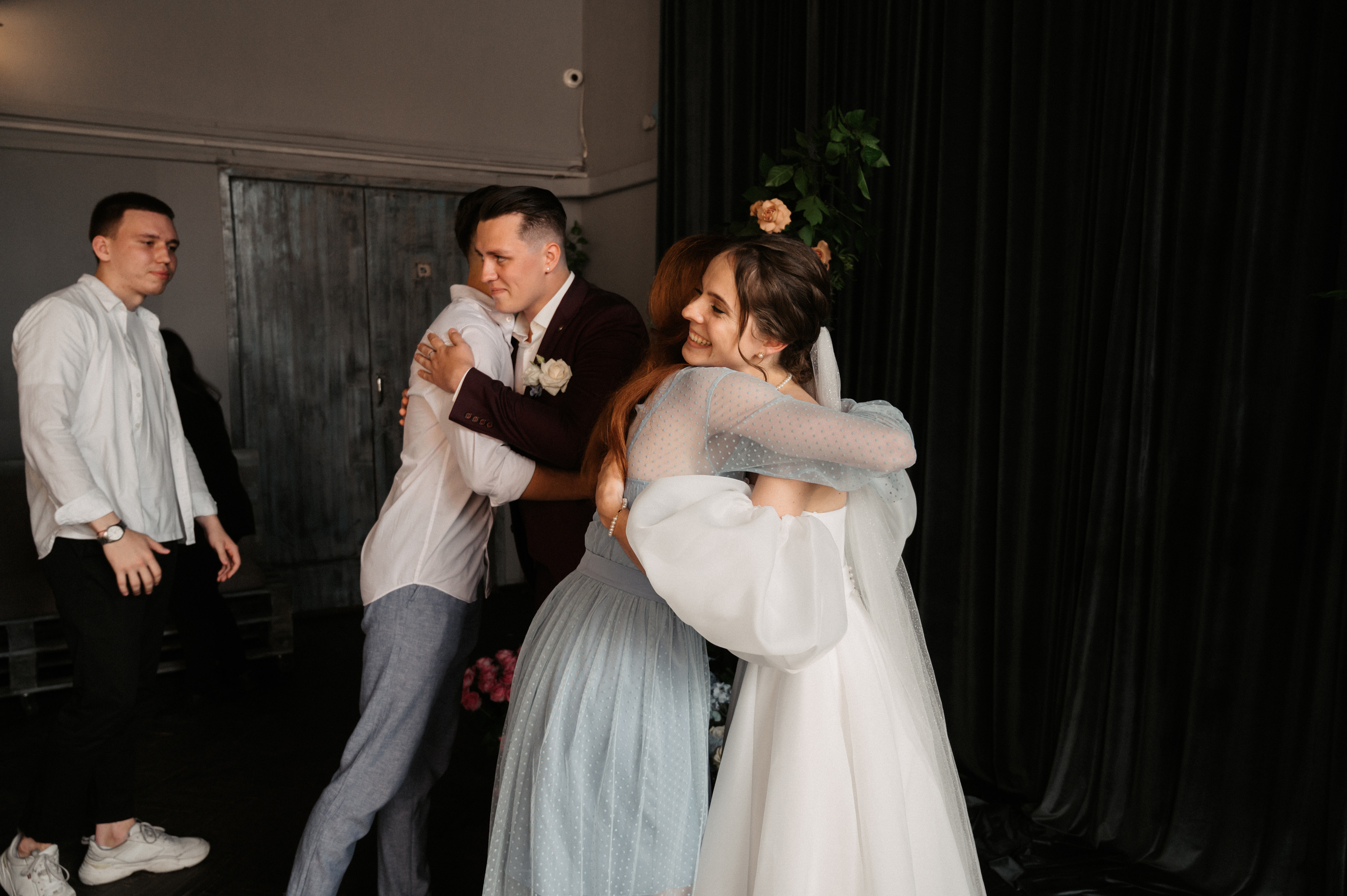 Искренне. Свадебный фотограф Александр Давыдов