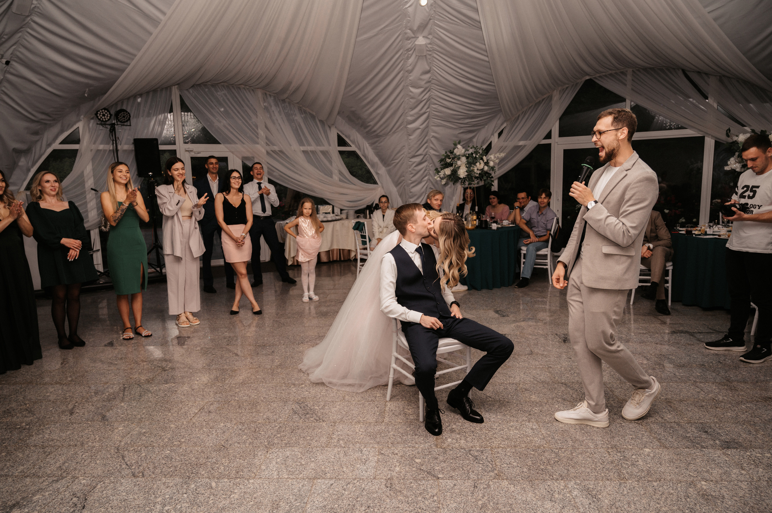 Счастливы и точка. Свадебный фотограф Александр Давыдов