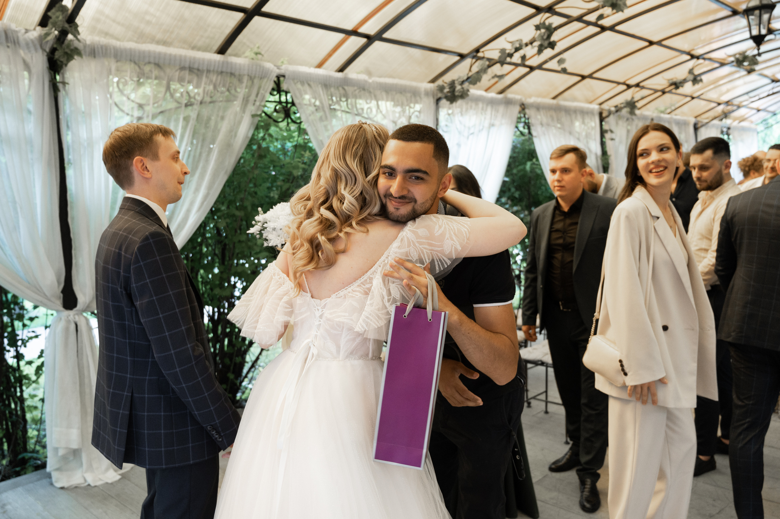 Счастливы и точка. Свадебный фотограф Александр Давыдов