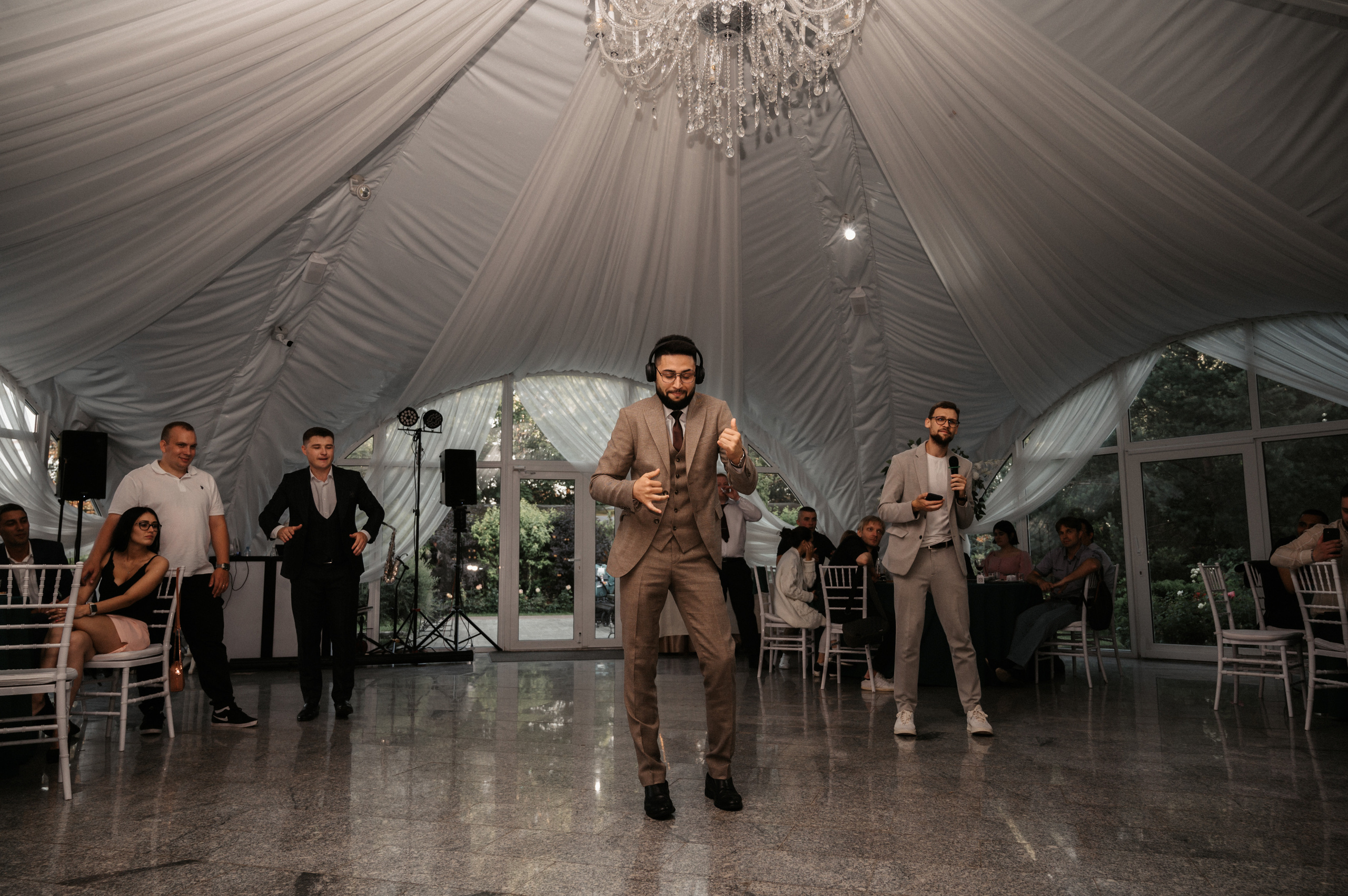 Счастливы и точка. Свадебный фотограф Александр Давыдов