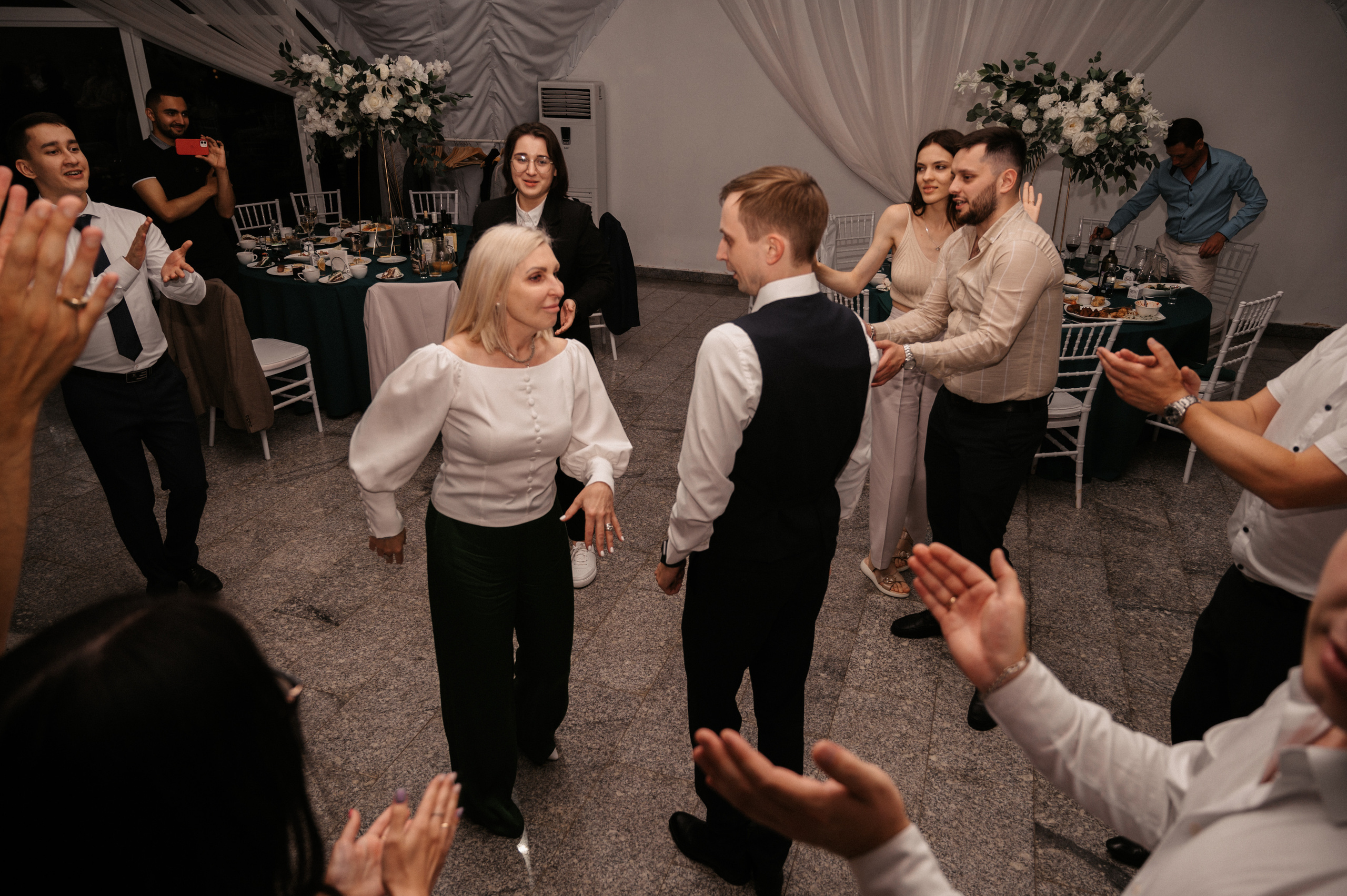 Счастливы и точка. Свадебный фотограф Александр Давыдов