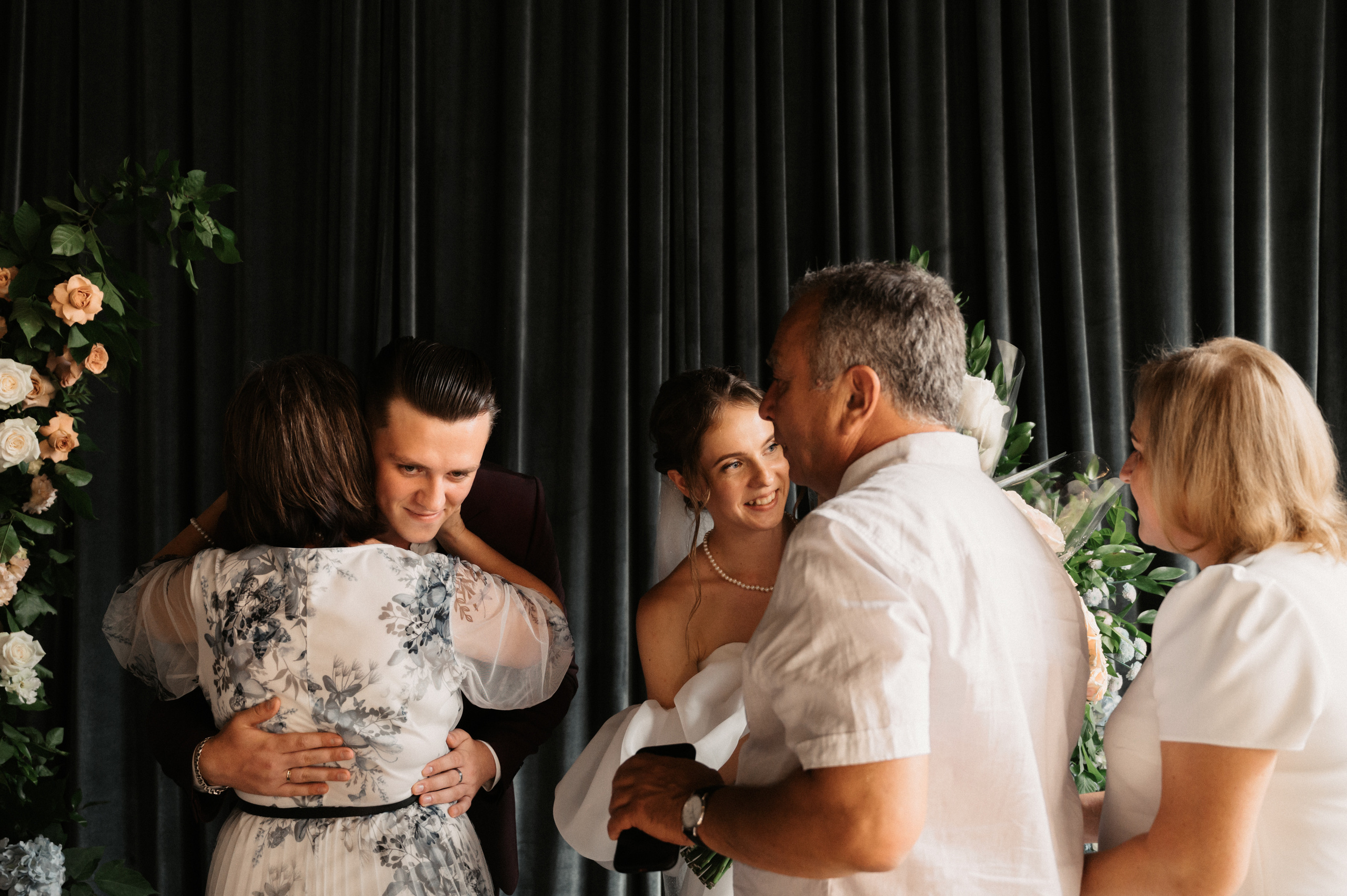 Искренне. Свадебный фотограф Александр Давыдов