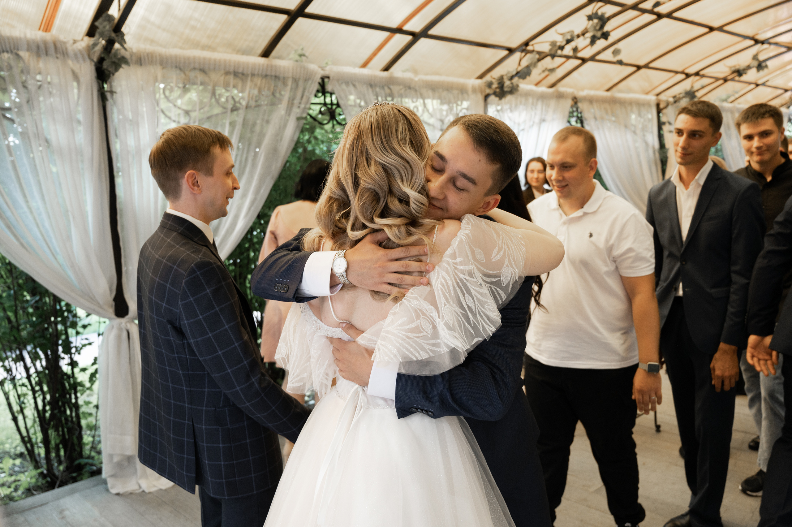 Счастливы и точка. Свадебный фотограф Александр Давыдов