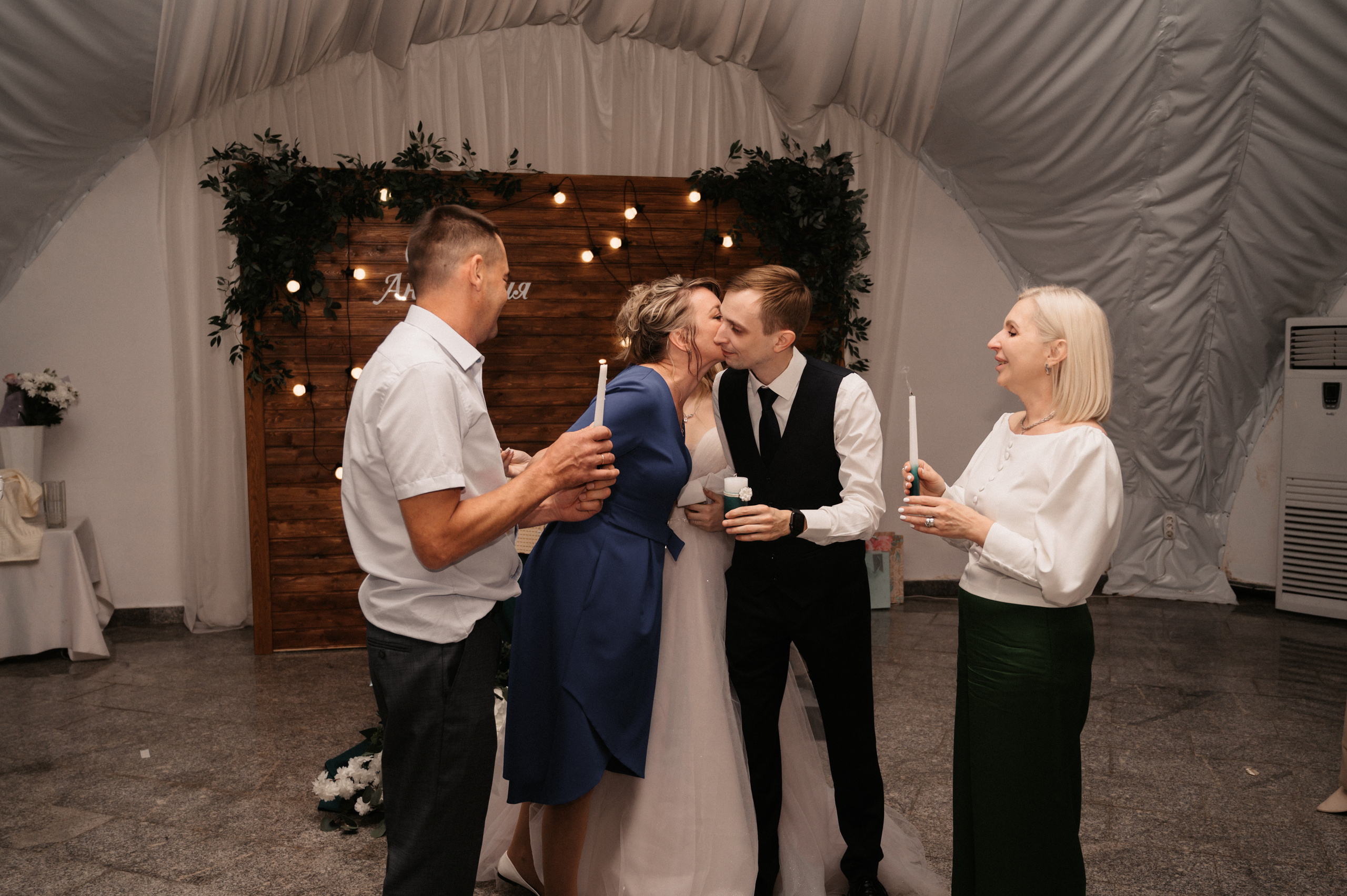 Счастливы и точка. Свадебный фотограф Александр Давыдов