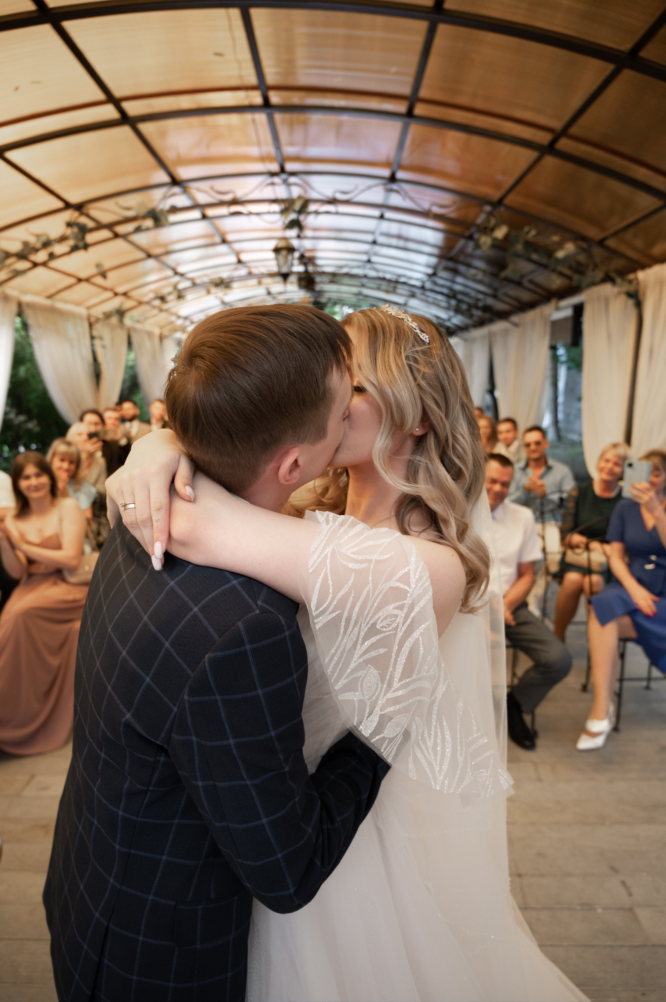 Счастливы и точка. Свадебный фотограф Александр Давыдов