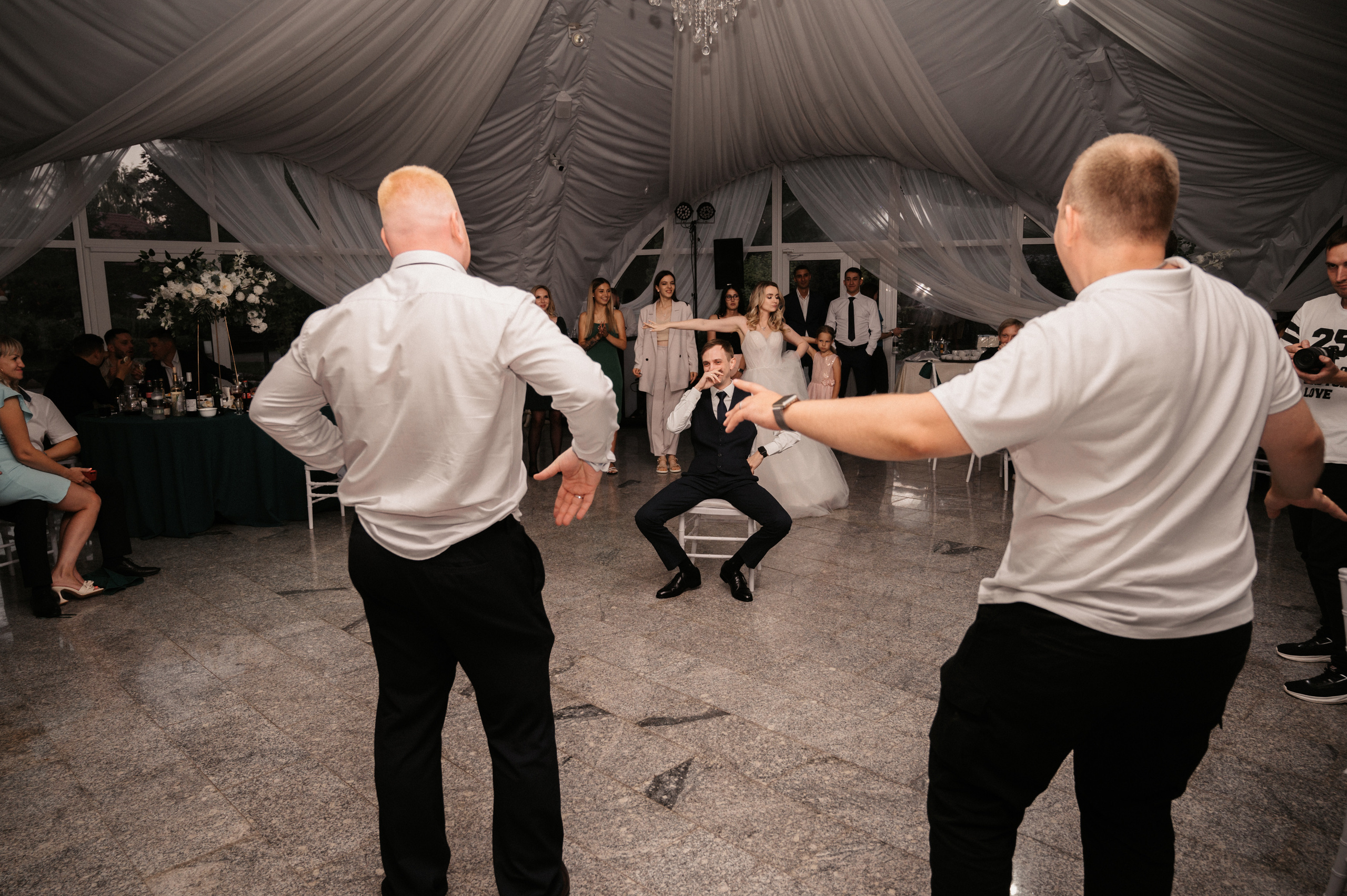 Счастливы и точка. Свадебный фотограф Александр Давыдов