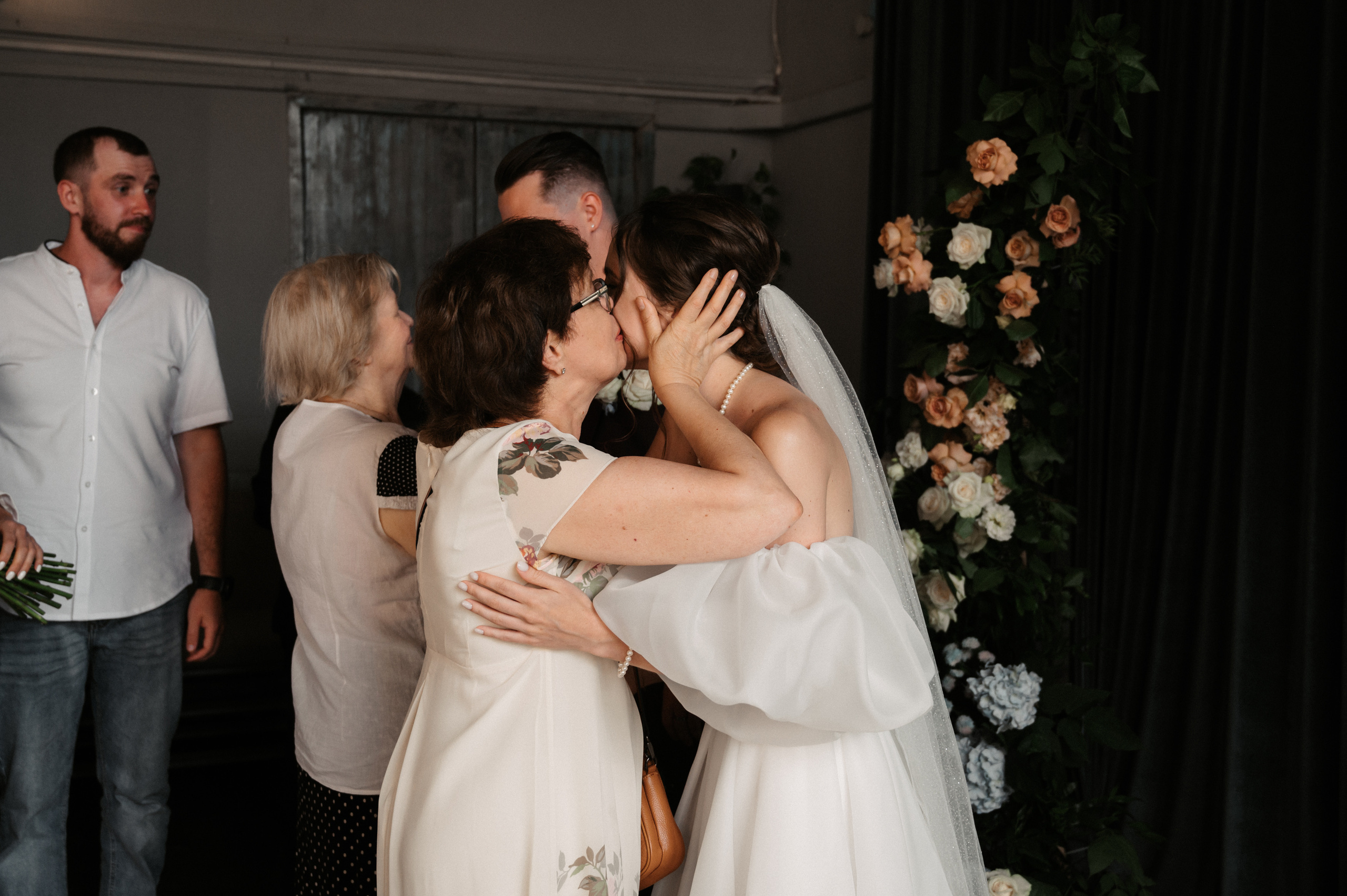 Искренне. Свадебный фотограф Александр Давыдов