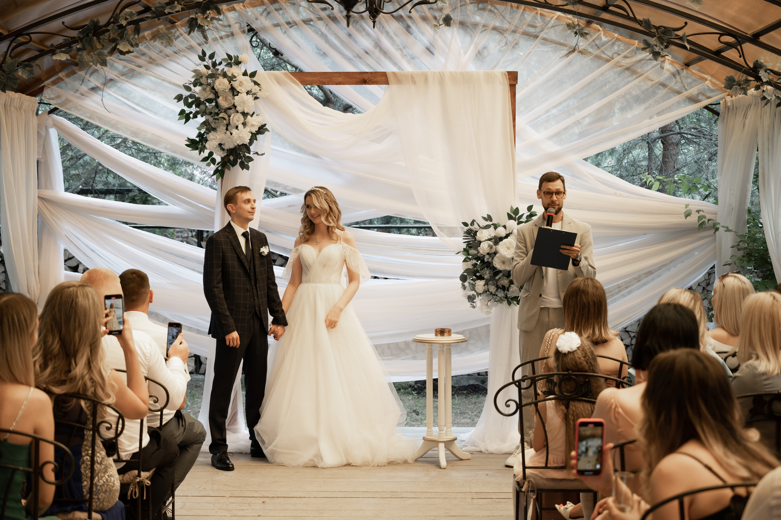 Счастливы и точка. Свадебный фотограф Александр Давыдов